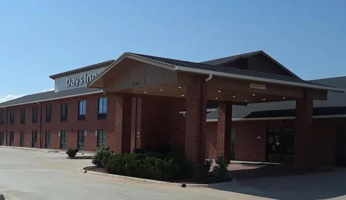 Property building in Days Inn by Wyndham Alva