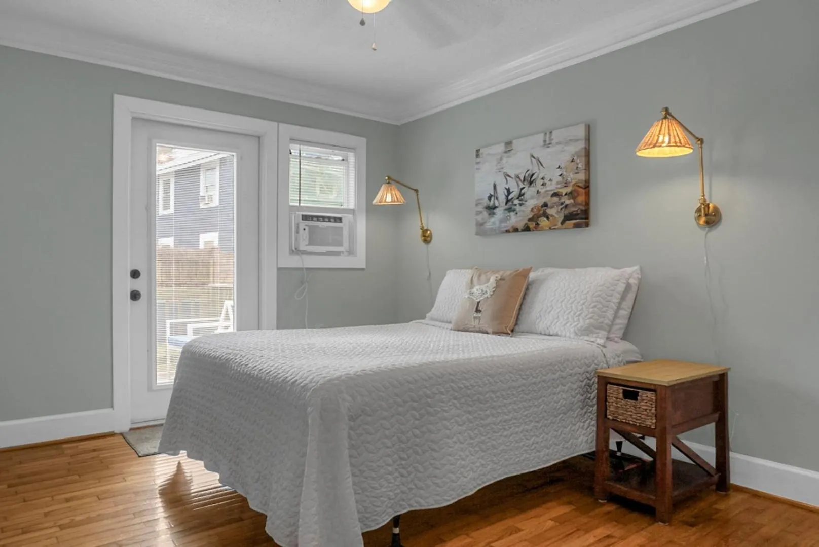 Bed in Carolina Beach Inn