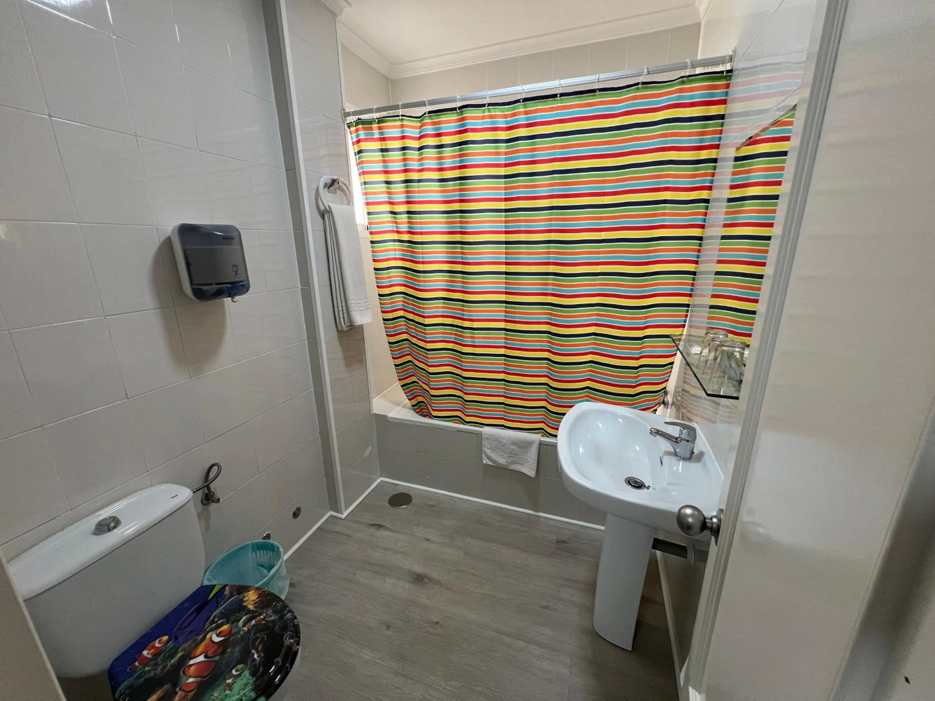 Toilet in Hotel Dila