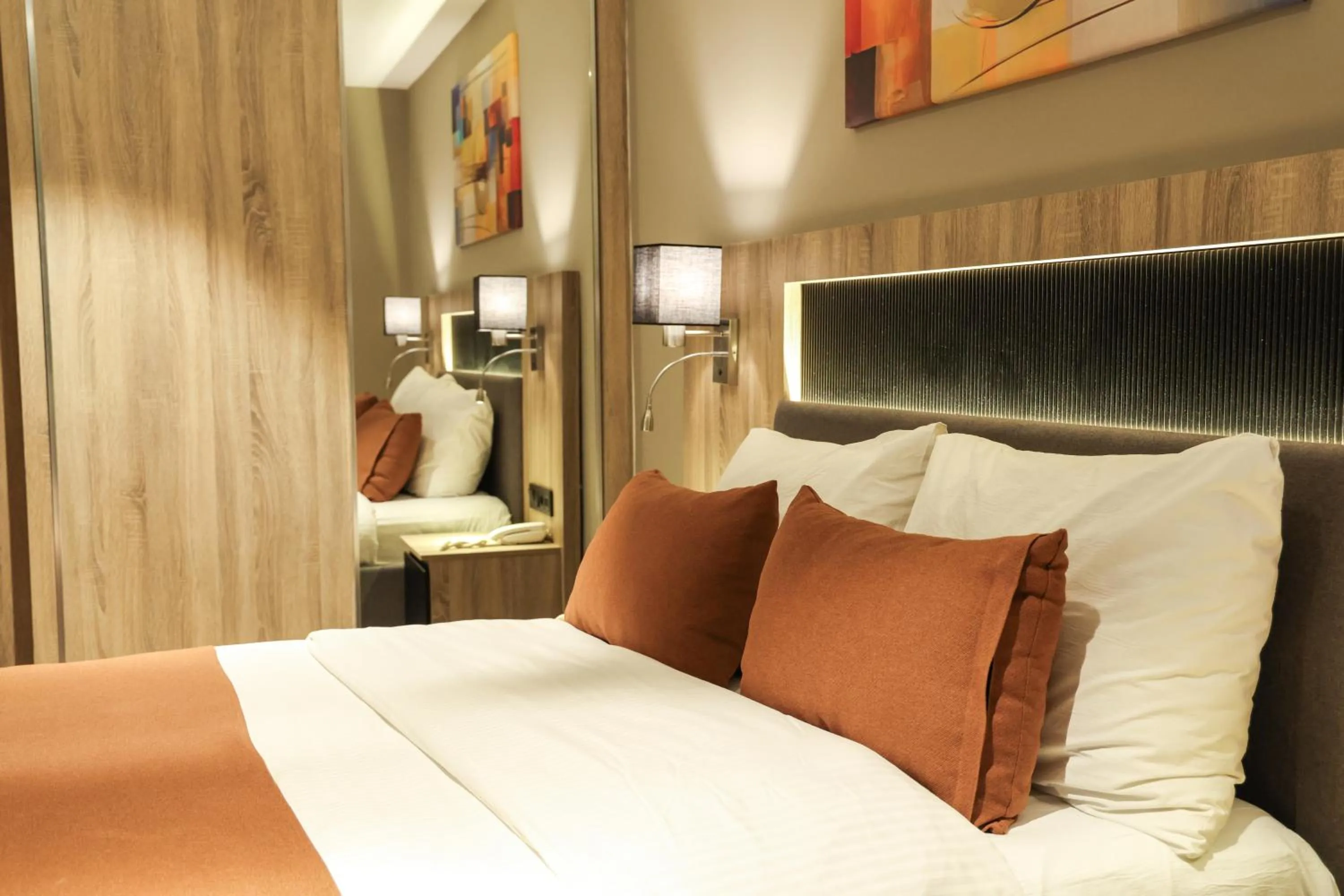 Bed in Continent Hotel Kahramanmaraş