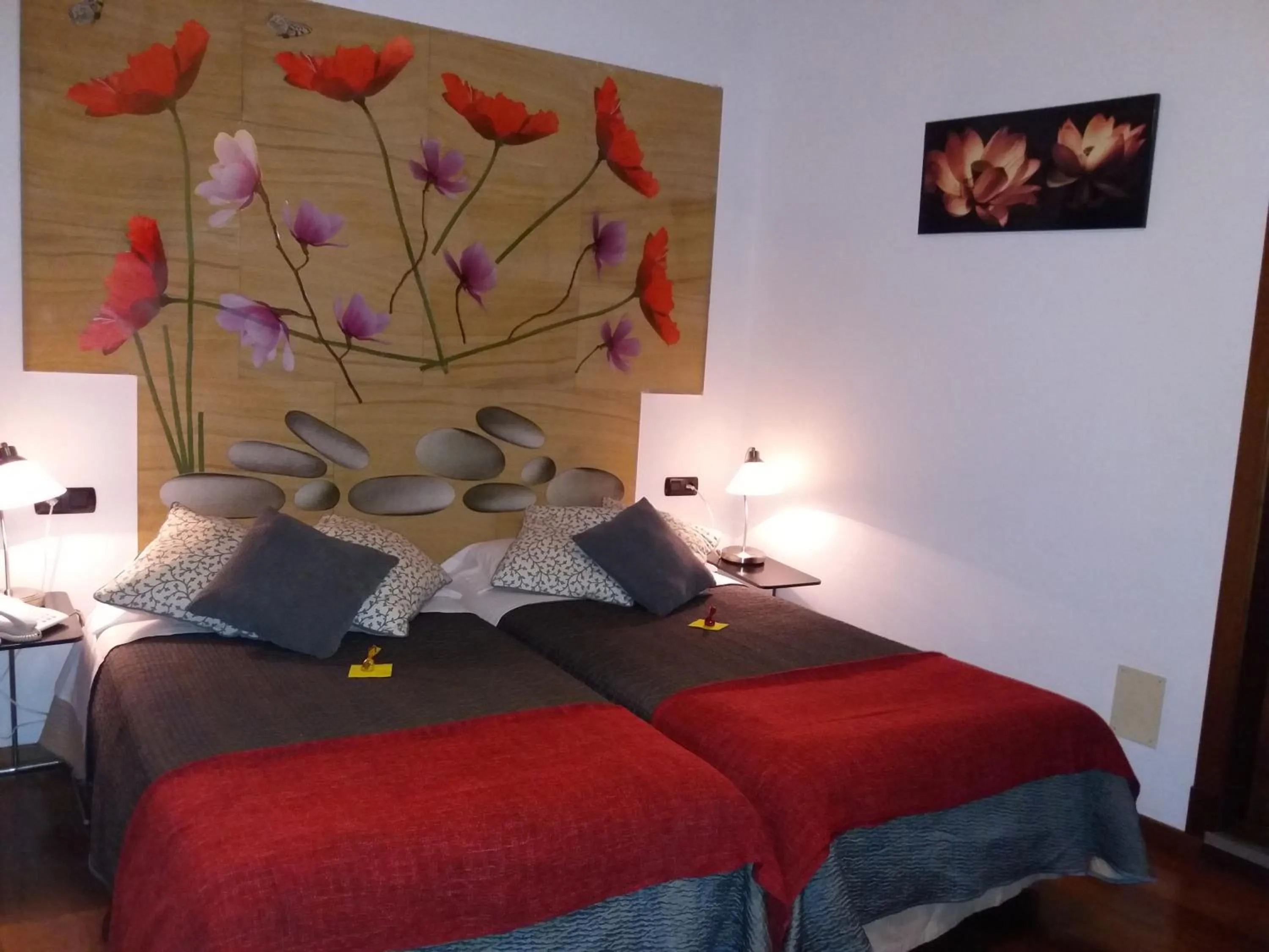 Bedroom, Bed in Hotel Segles - Turismo de Interior