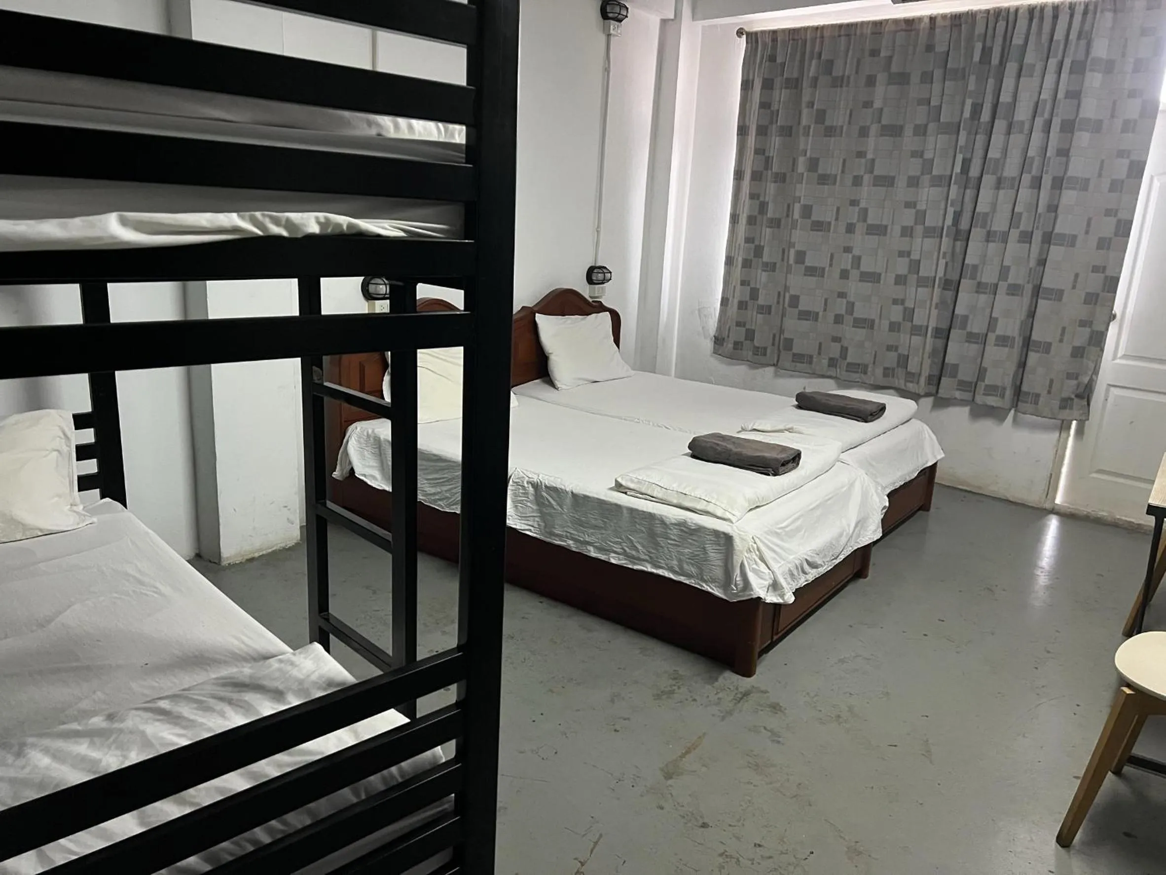 Bedroom, Bed in Nara Hostel Don Mueang