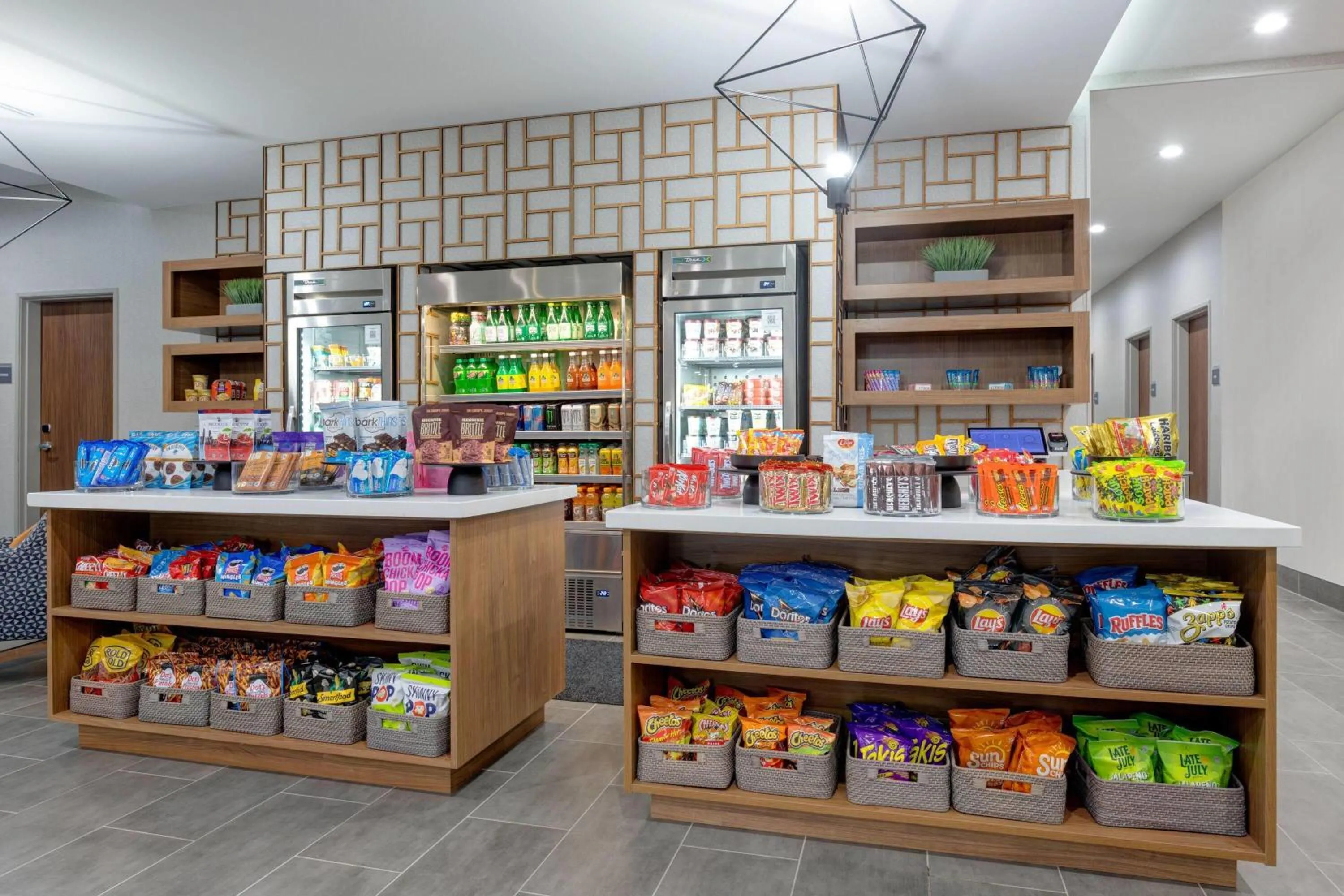 Food and drinks in La Quinta Inn & Suites by Wyndham Eagle Pass