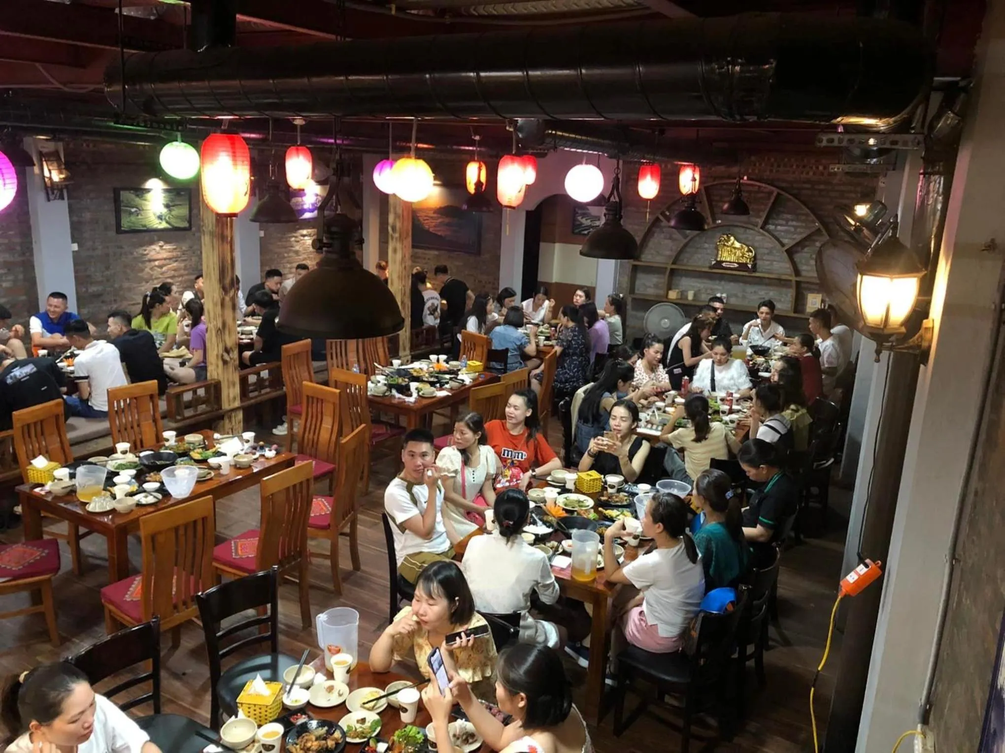 Restaurant/places to eat in Adam Hotel Sa Pa