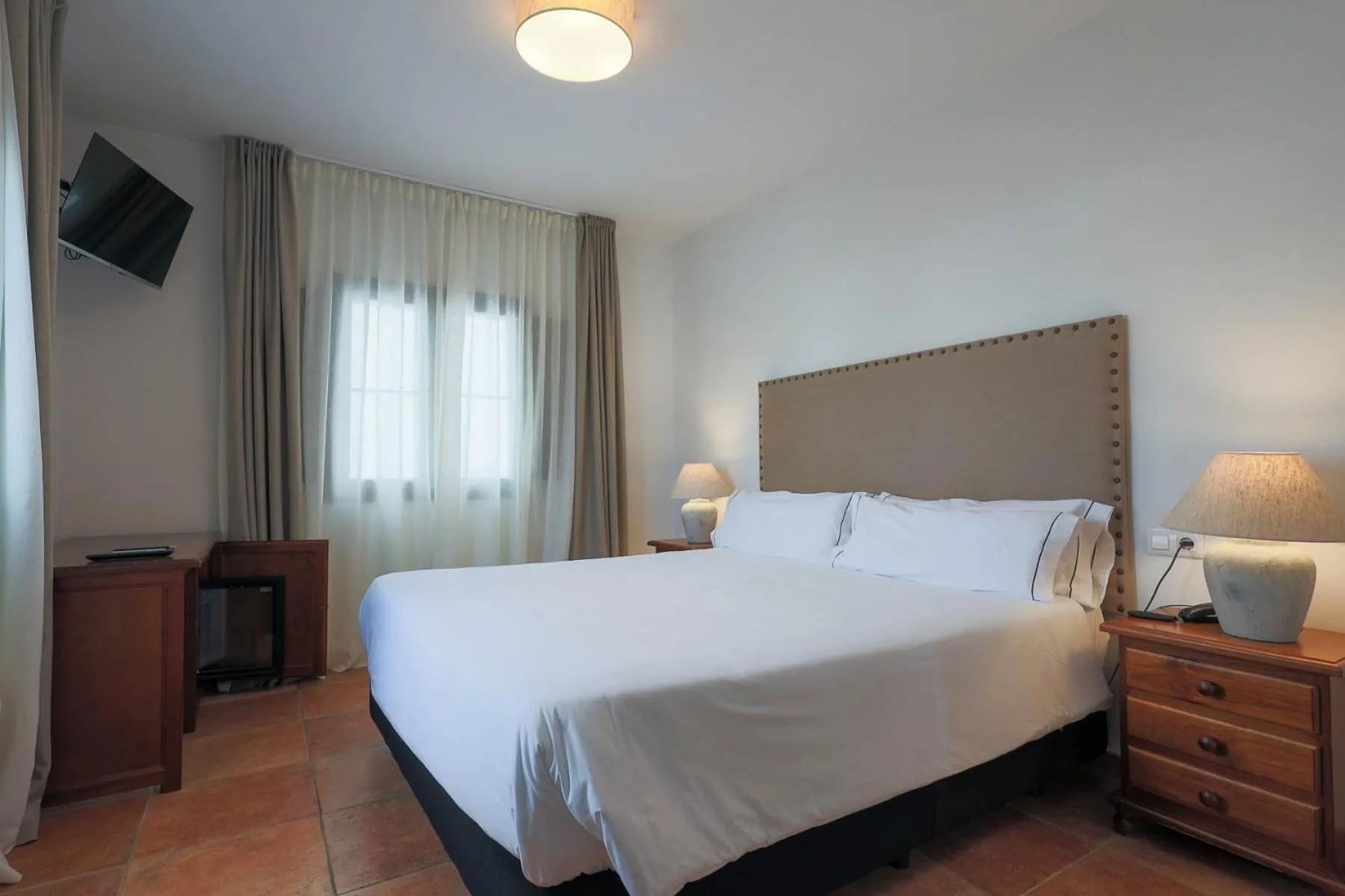 Photo of the whole room, Bed in Hotel Tugasa Sierra y Cal