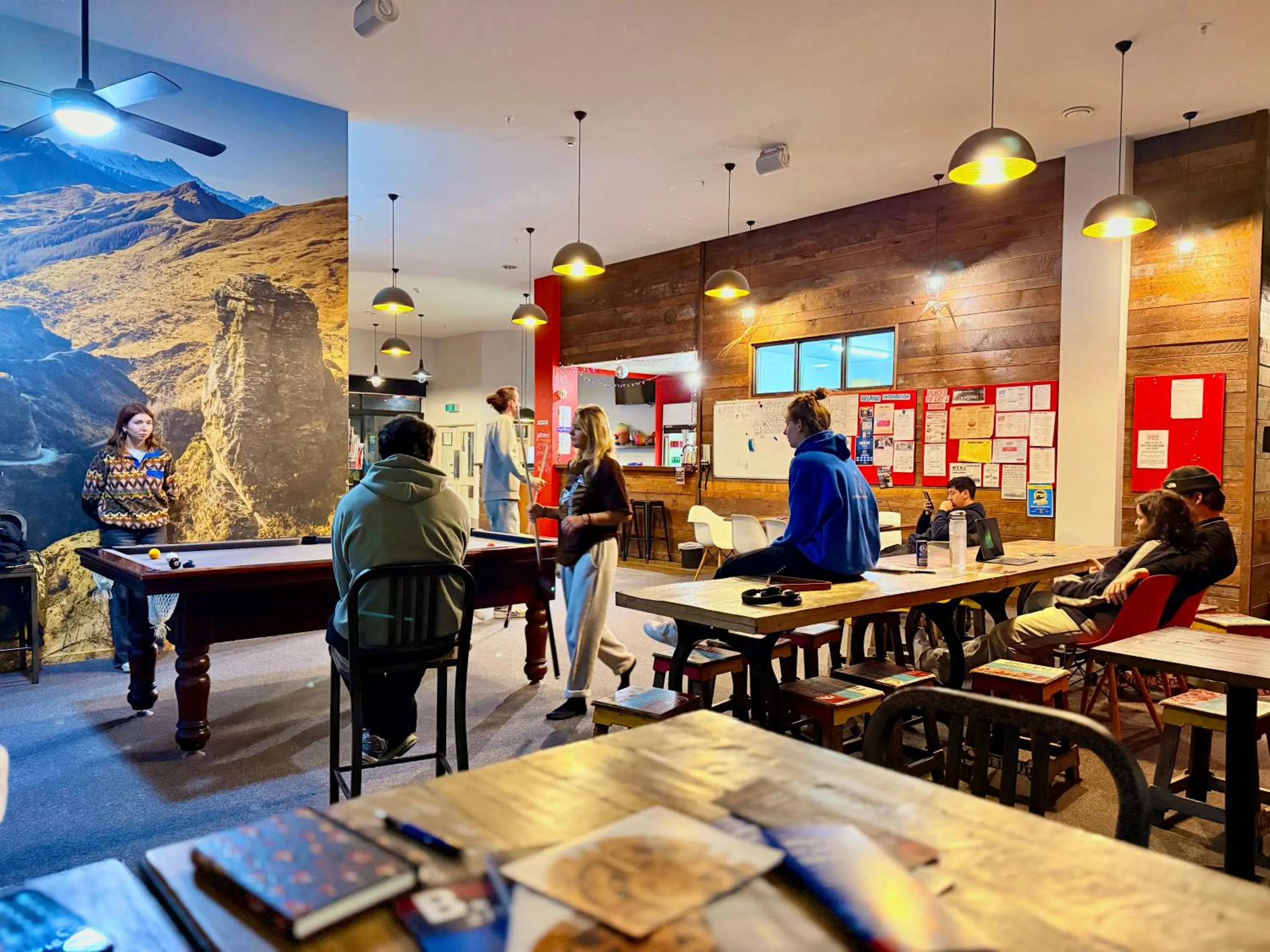 Communal lounge/ TV room in Urbanz