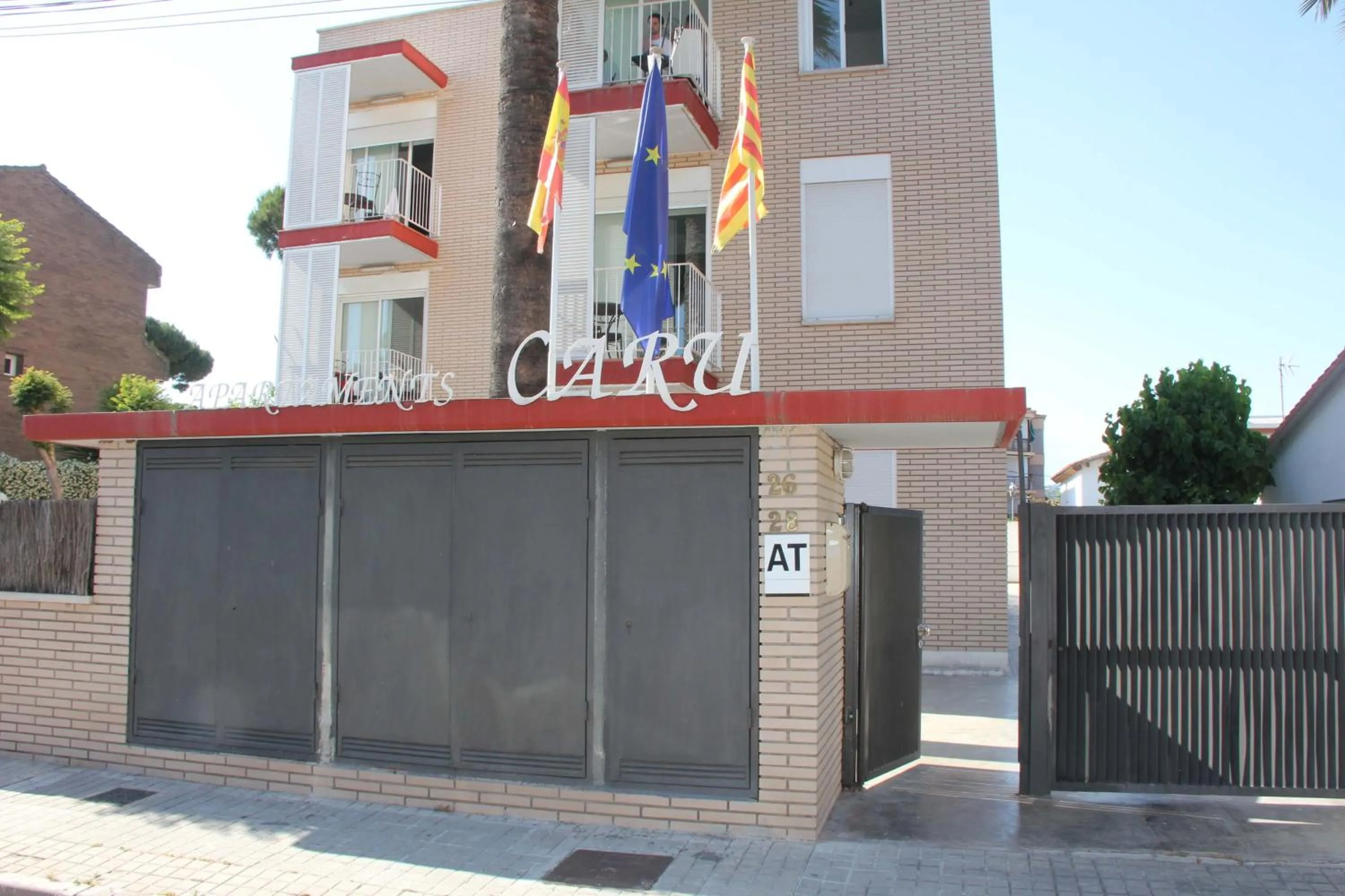 Property building in Apartamentos CARU
