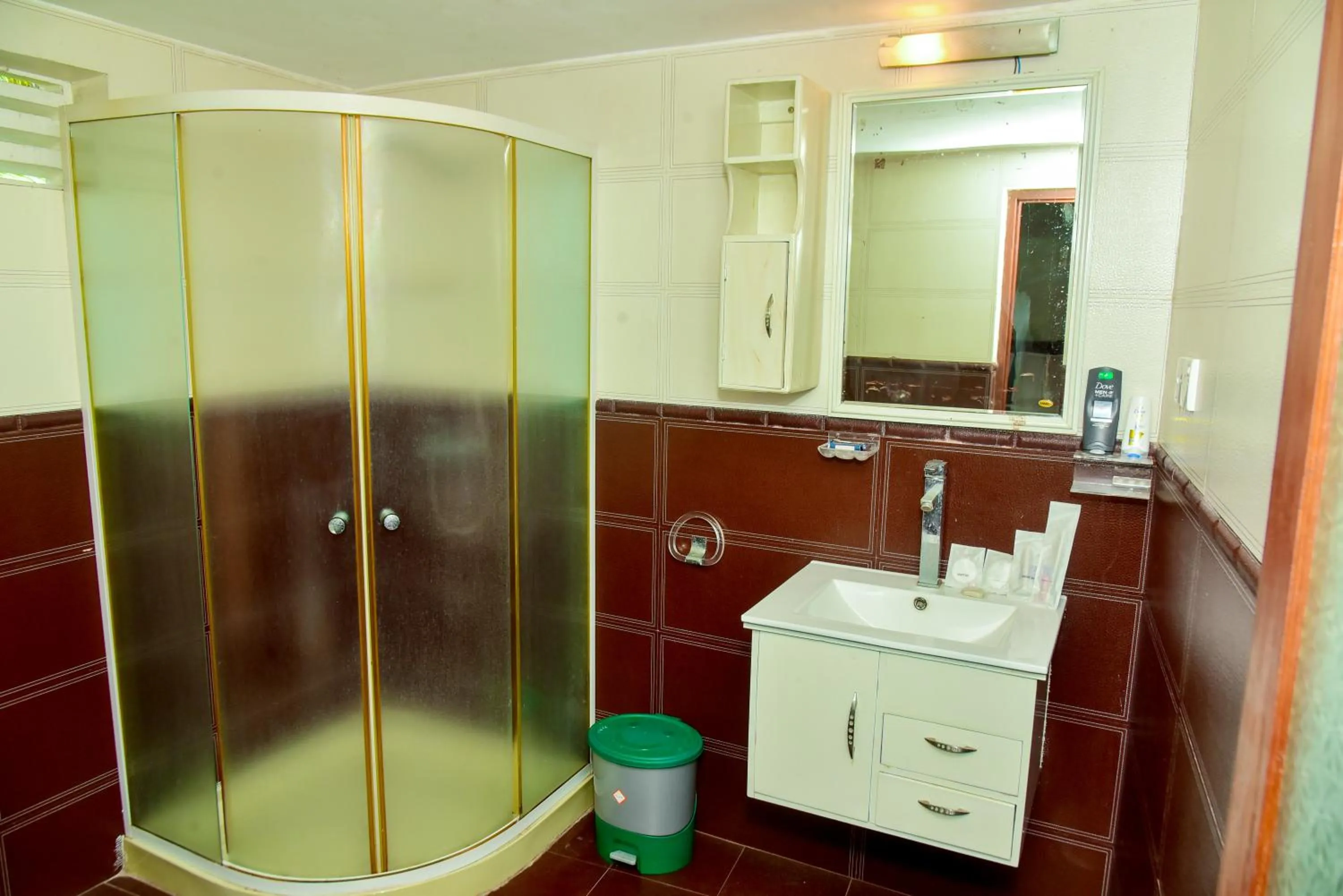 Bathroom in Villa Thotiya