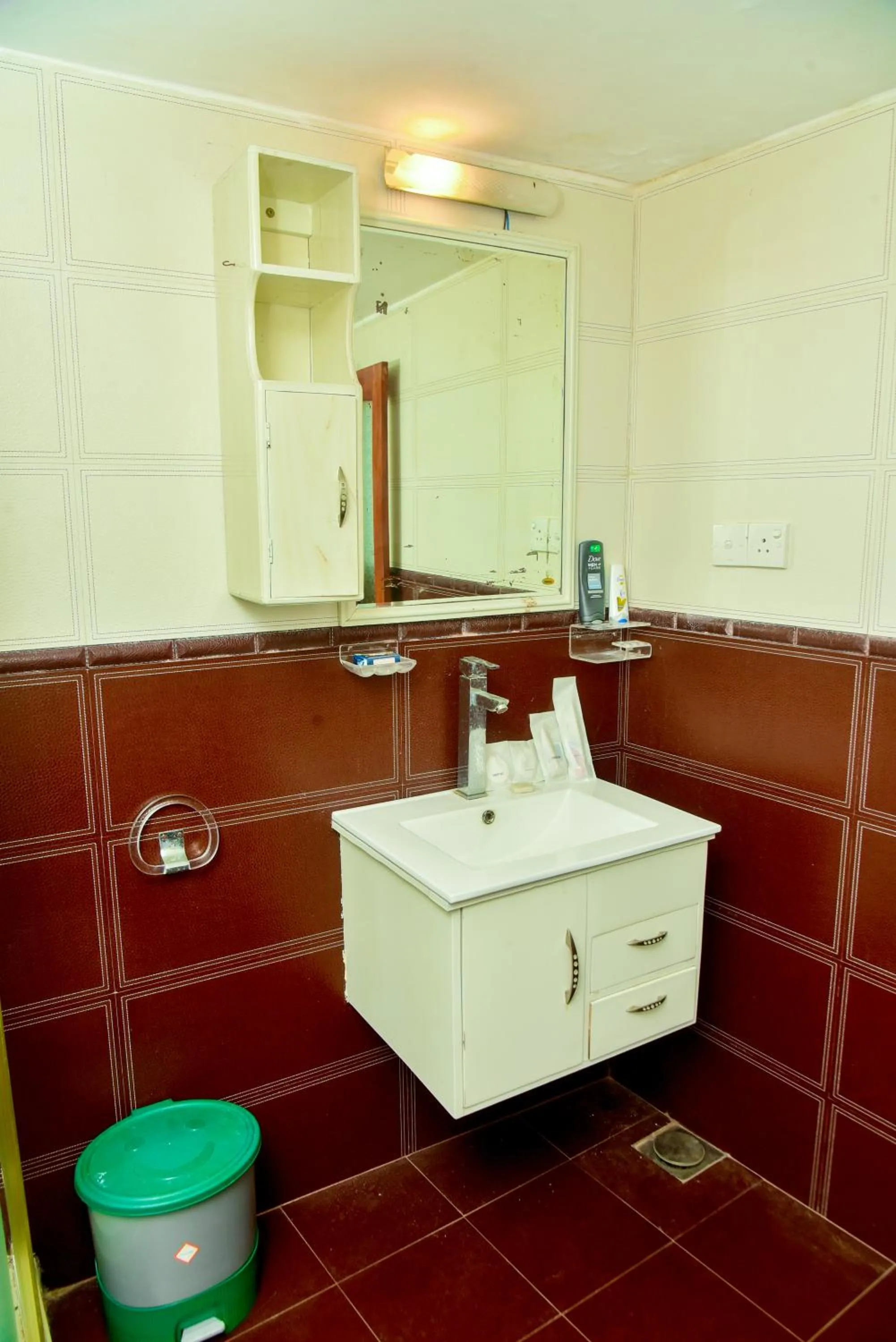 Bathroom in Villa Thotiya