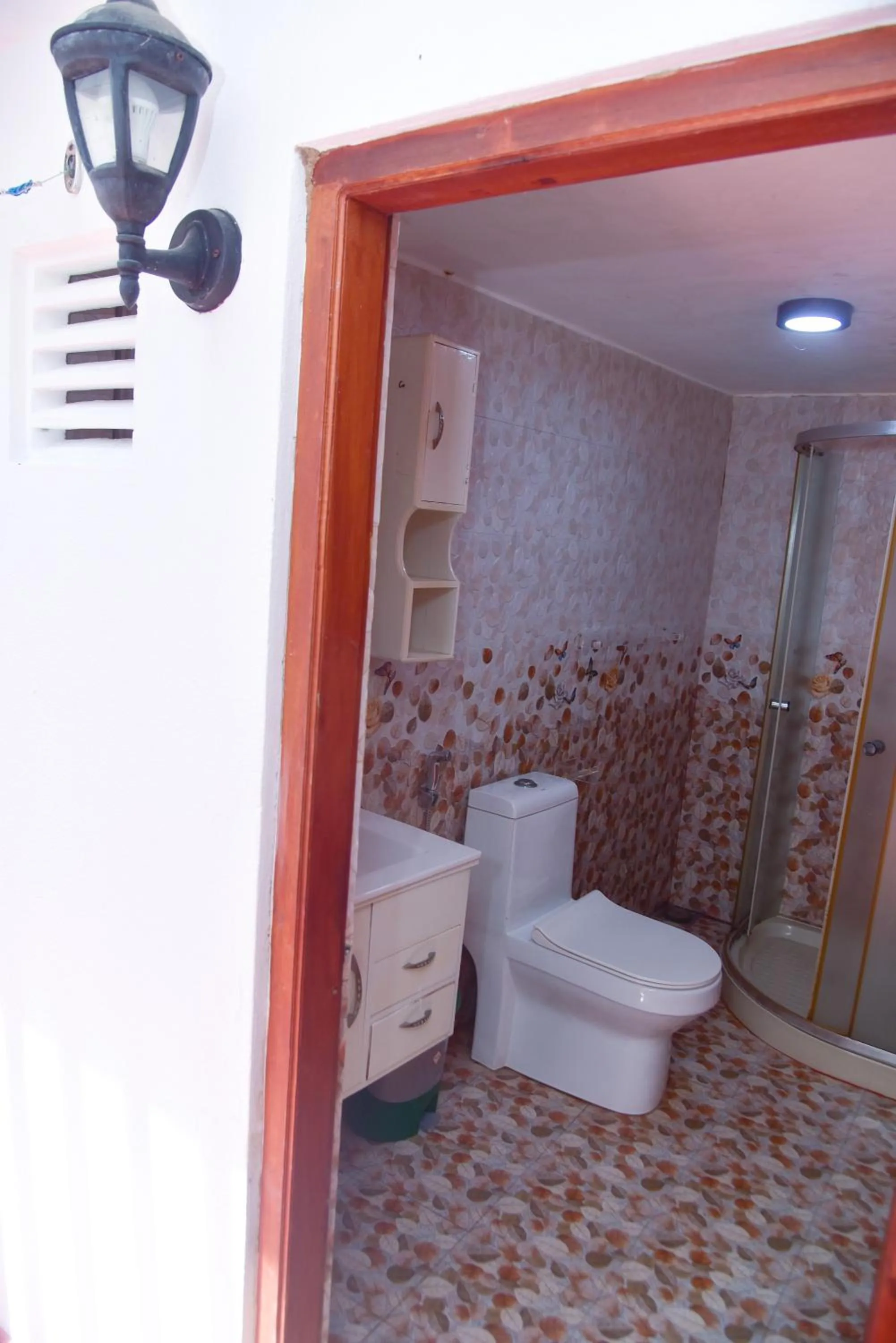 Bathroom in Villa Thotiya