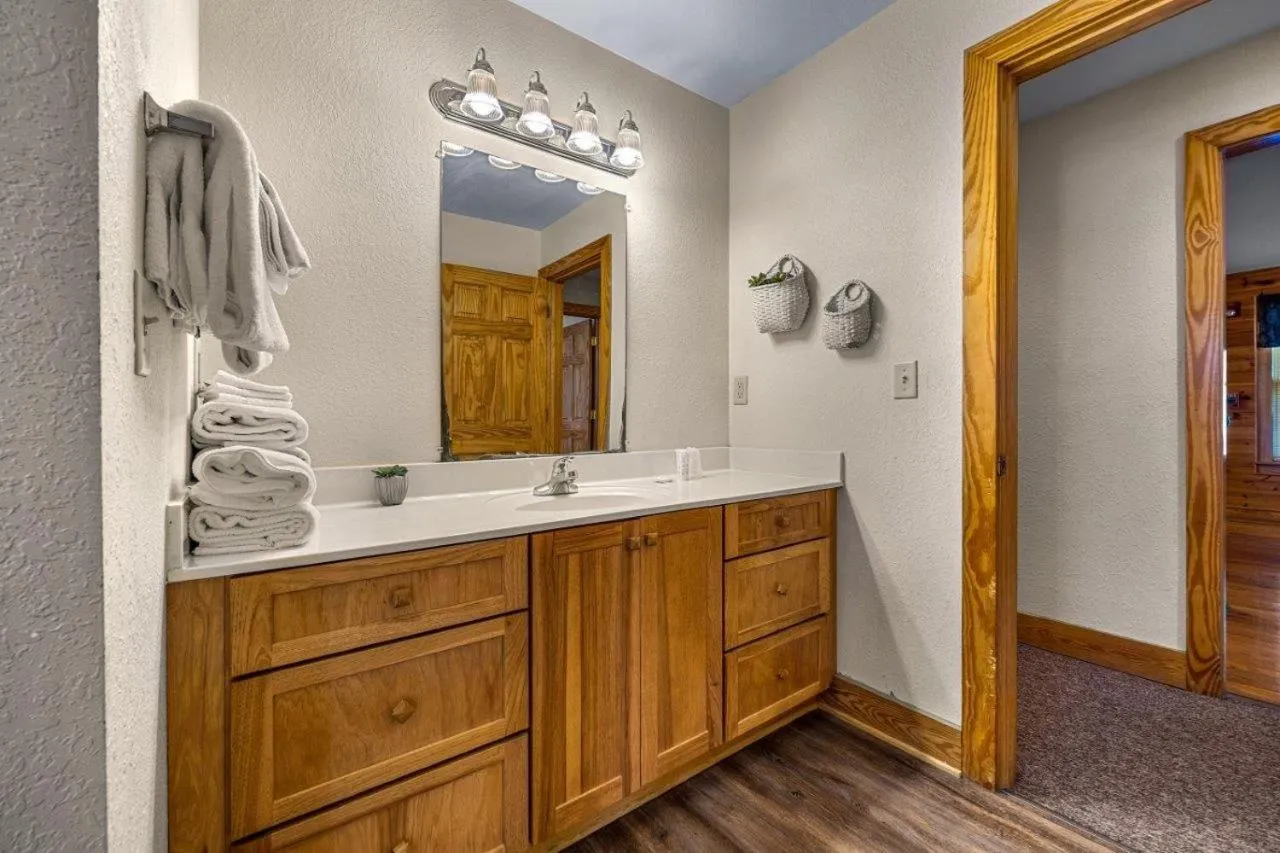 Poplar Point Condo Unit 12A