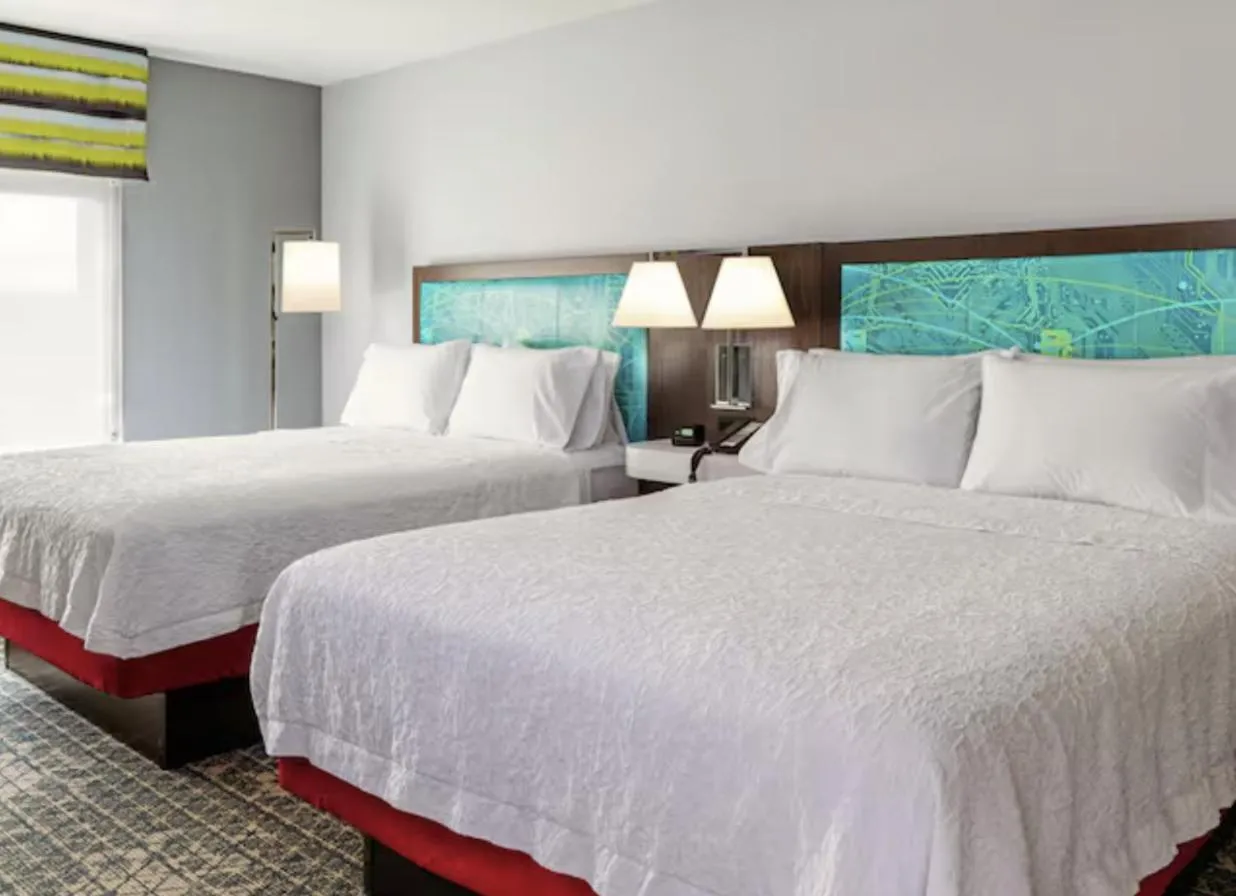 Bed in Hampton Inn By Hilton Richmond Chester, VA