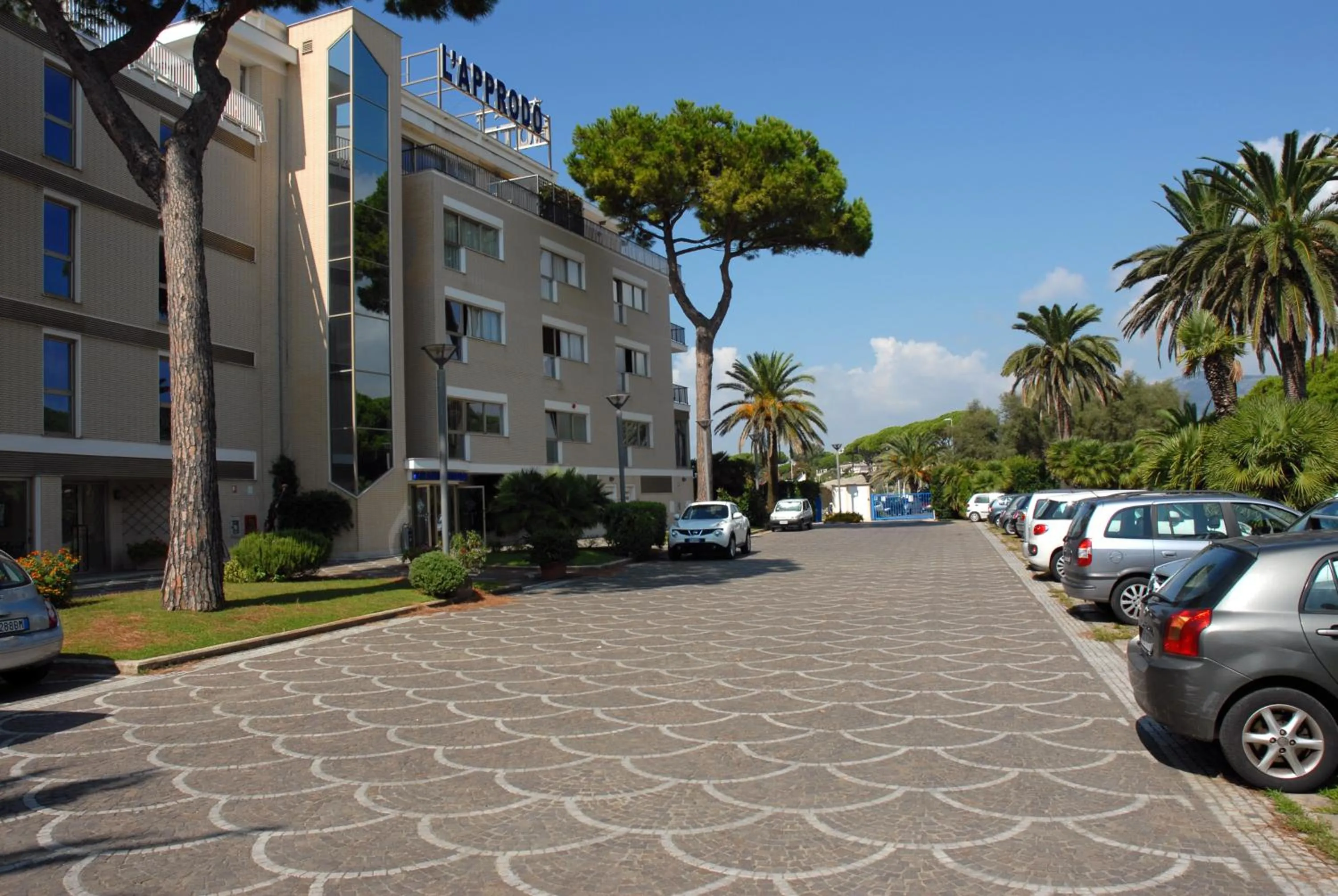 Property building in Grand Hotel L'Approdo