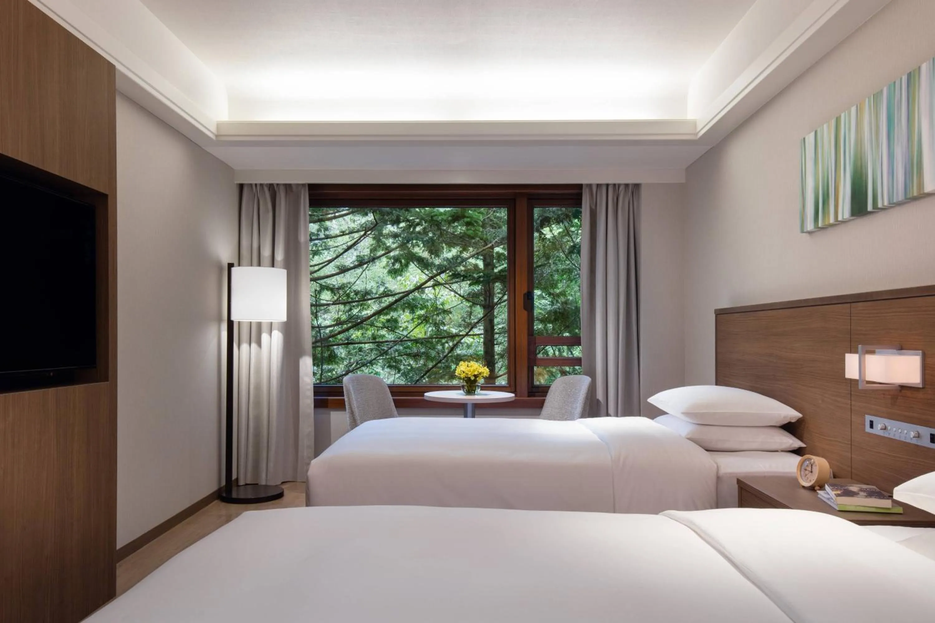 Photo of the whole room, Bed in Karuizawa Marriott Hotel