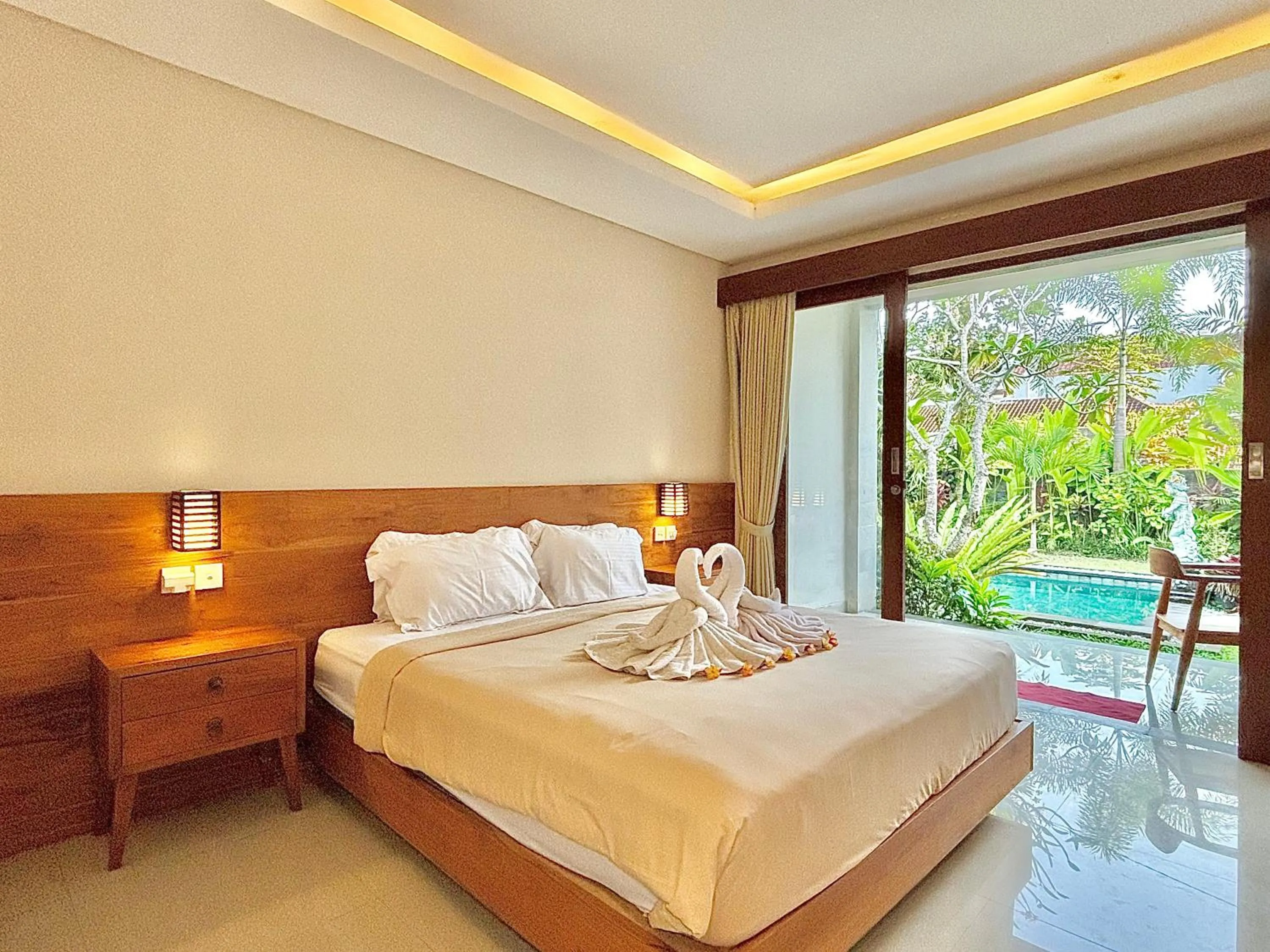 Bed in Kamayu Ubud by Puri Signatures
