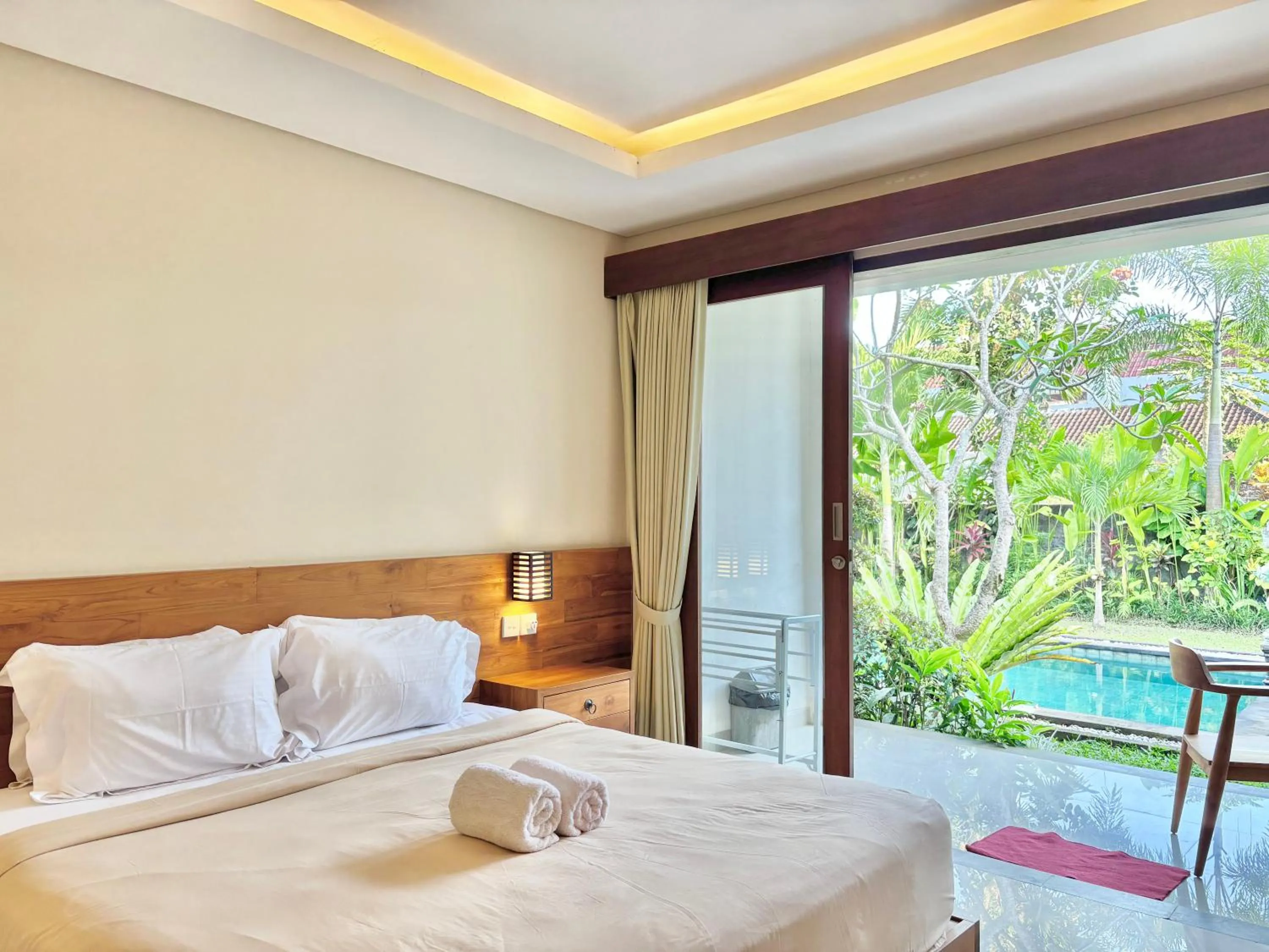 Bed in Kamayu Ubud by Puri Signatures