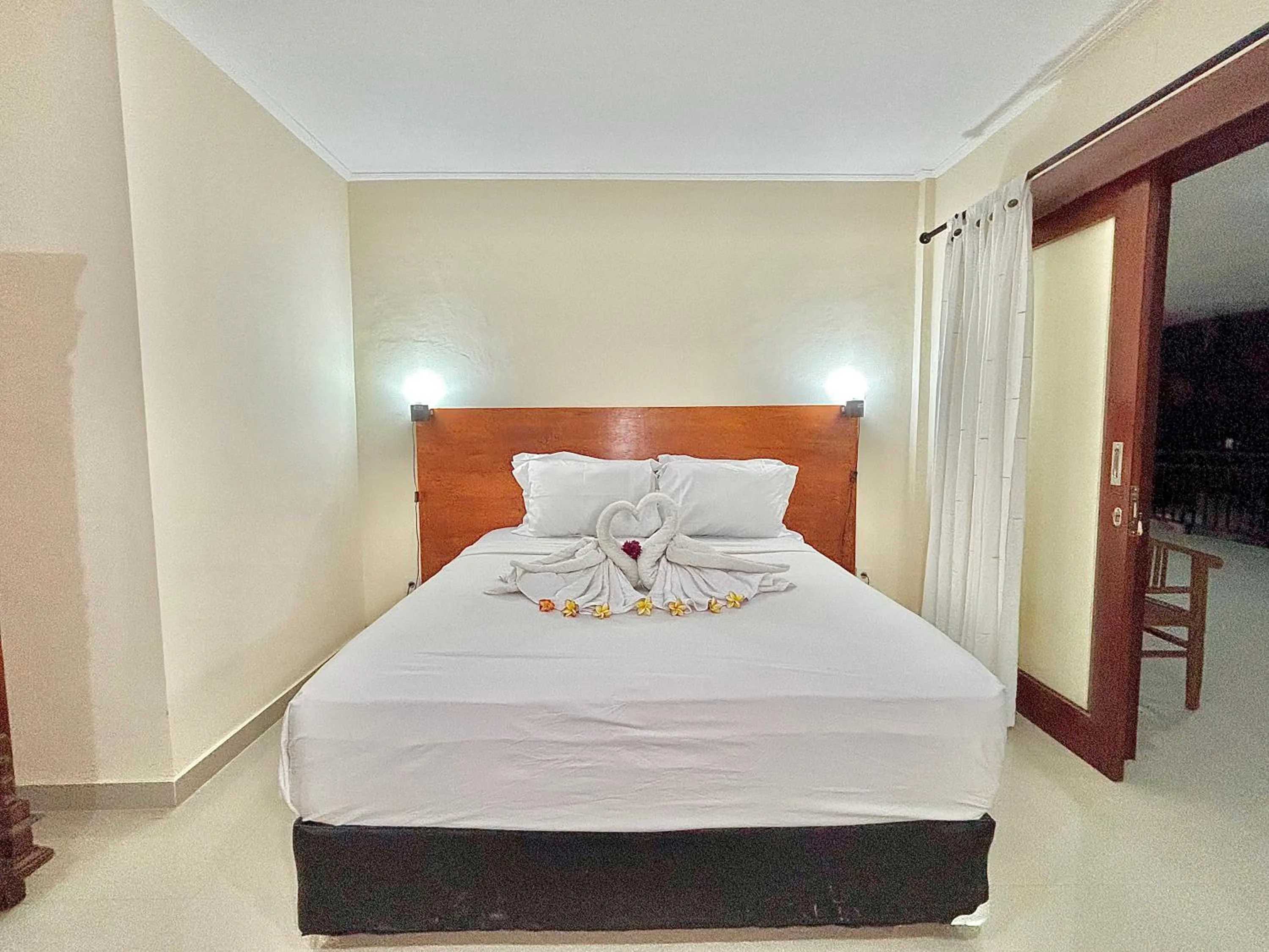 Bedroom, Bed in Kamayu Ubud by Puri Signatures