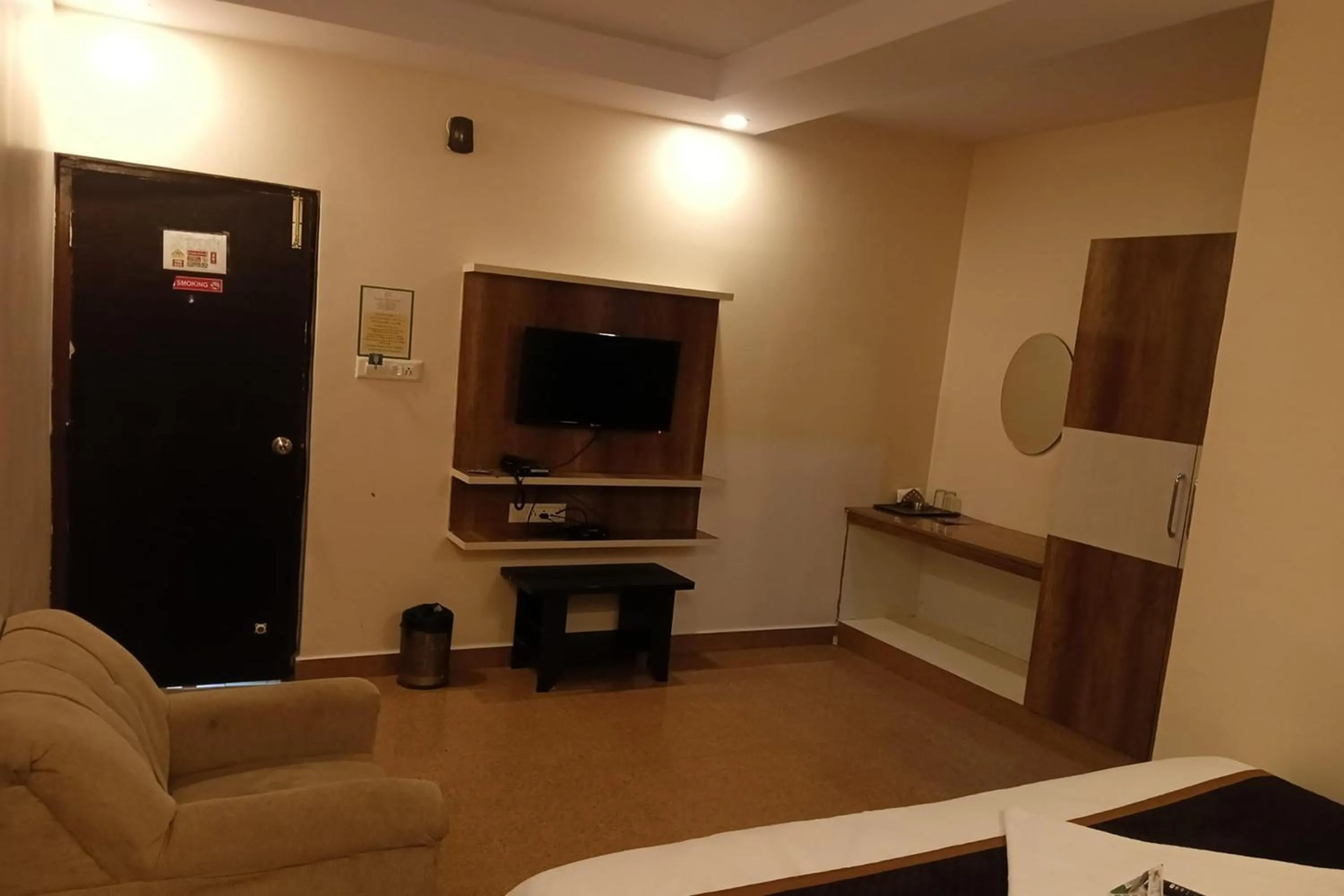 TV and multimedia in Hotel Parkview Inn