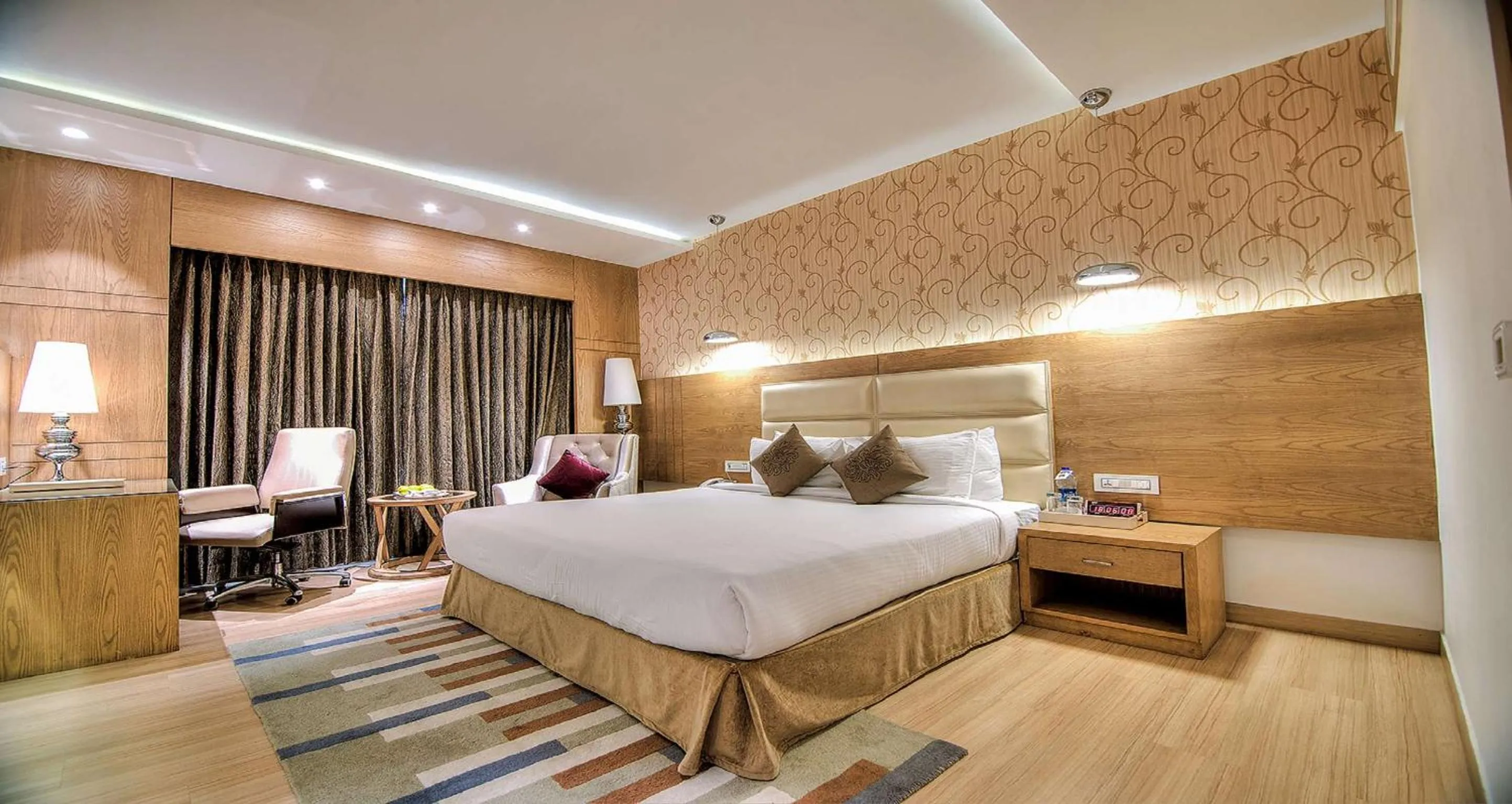 Bedroom, Bed in Best Western Summerlea