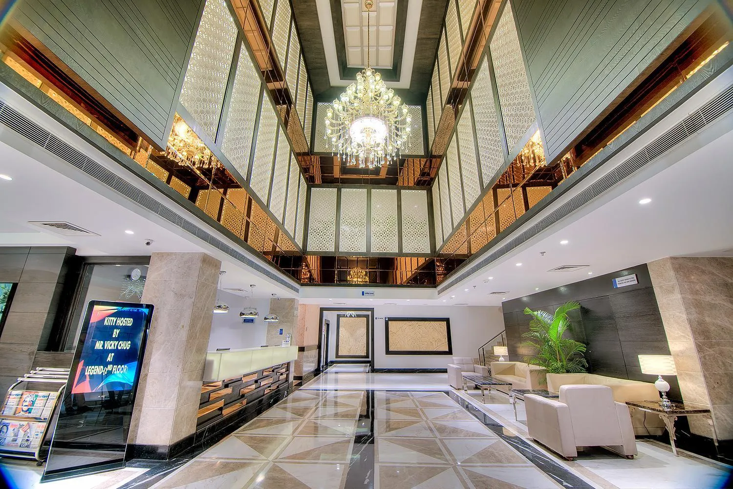 Lobby or reception in Best Western Summerlea