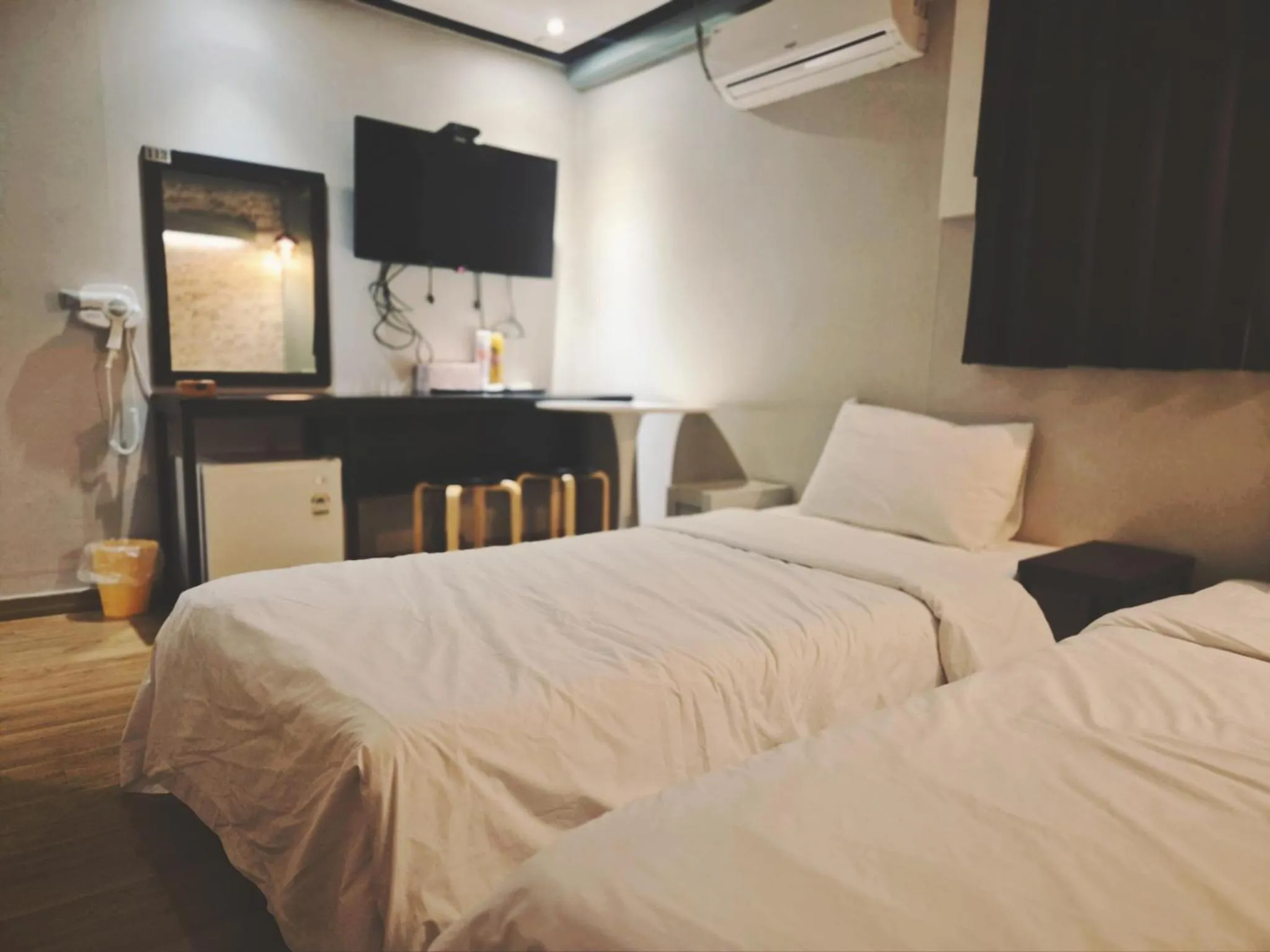 Photo of the whole room, Bed in AnOn Hostel Seongsu-Konkuk