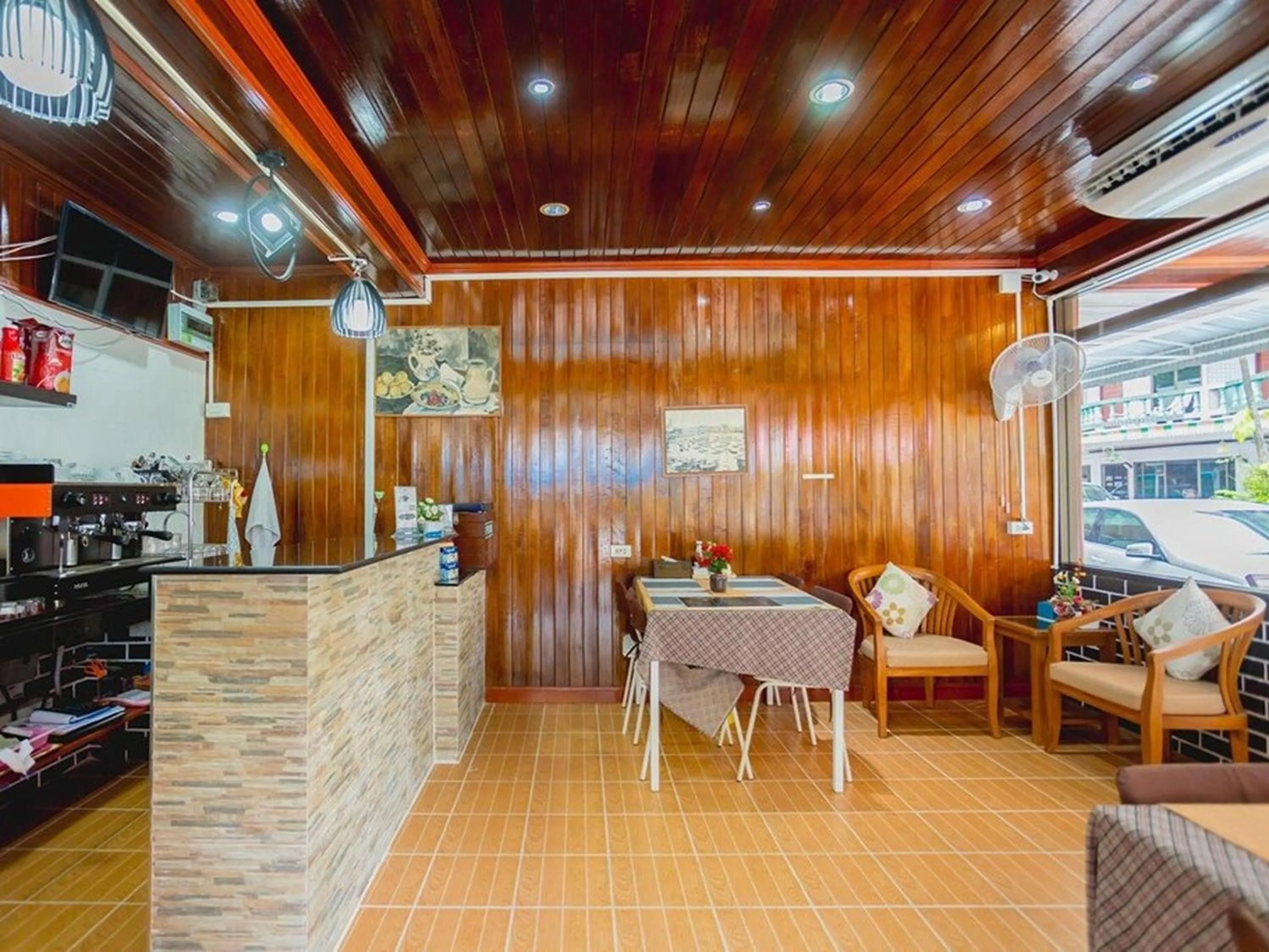 Lobby or reception in Rabbit Mansion Patong Hotel