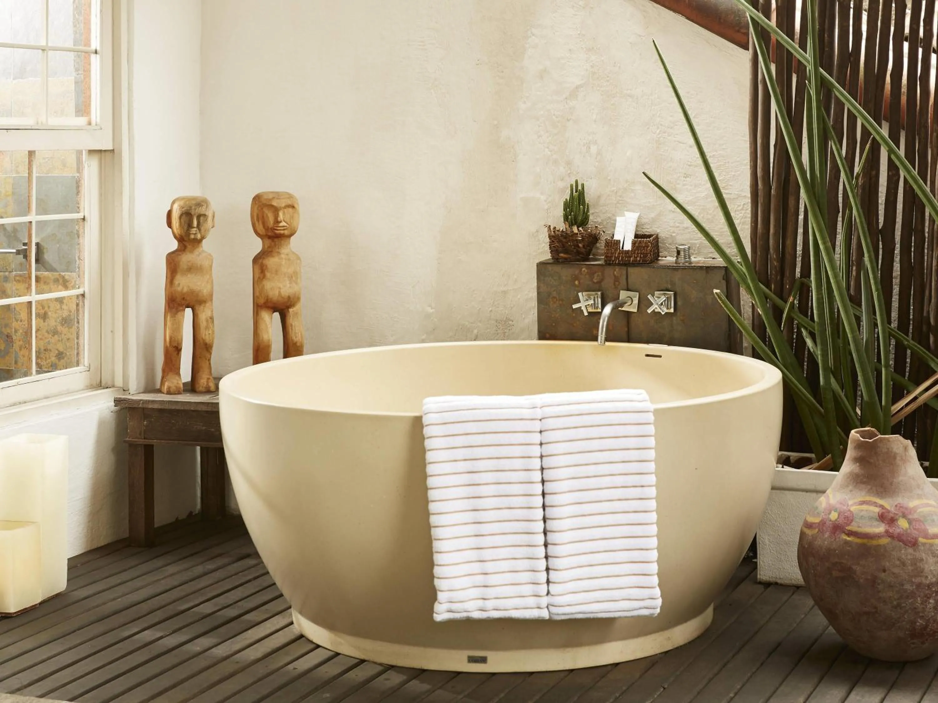 Bedroom in Santa Teresa Hotel Rio de Janeiro - MGallery Collection