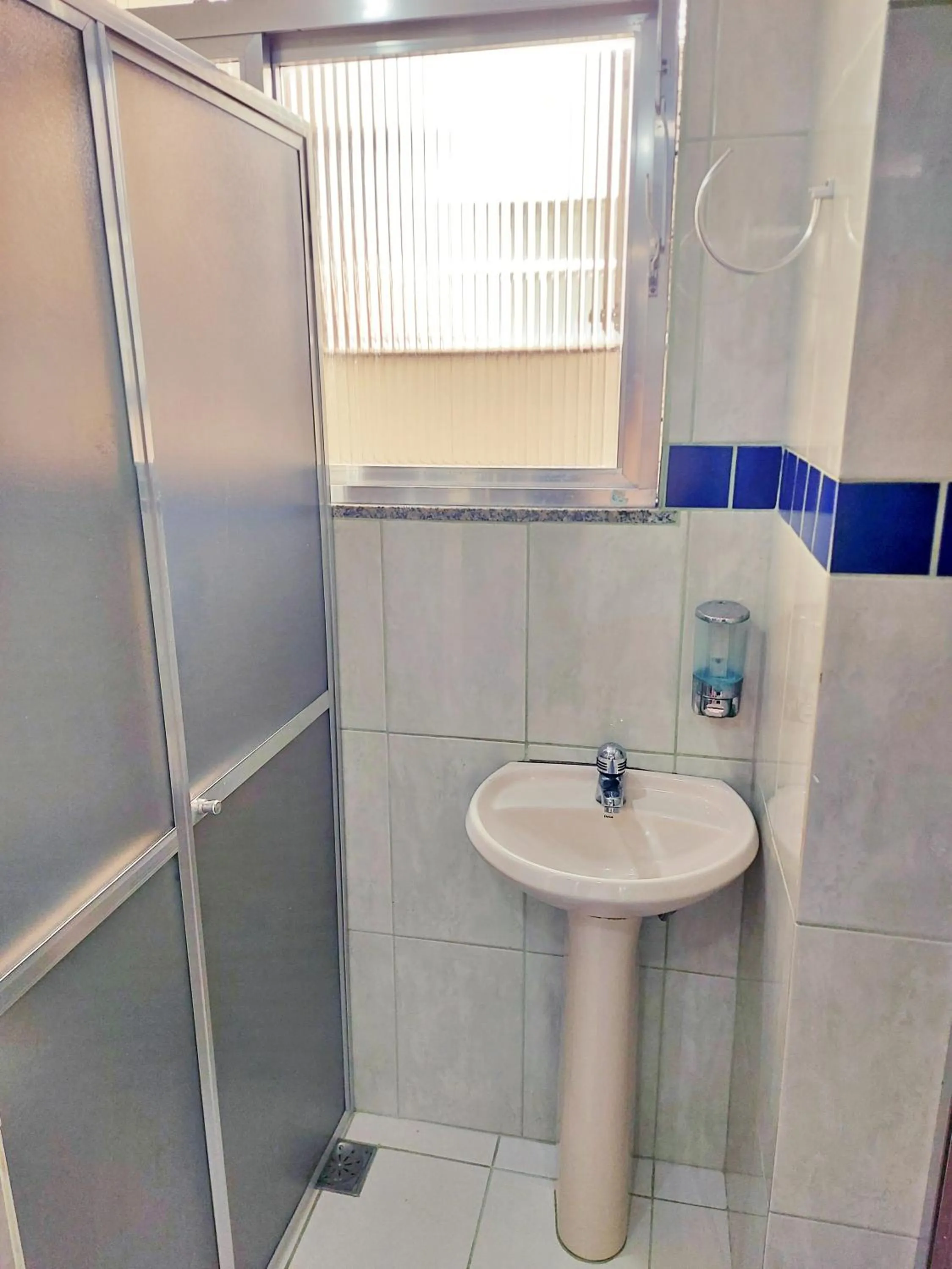 Bathroom in Solar Hostel Beach Copacabana