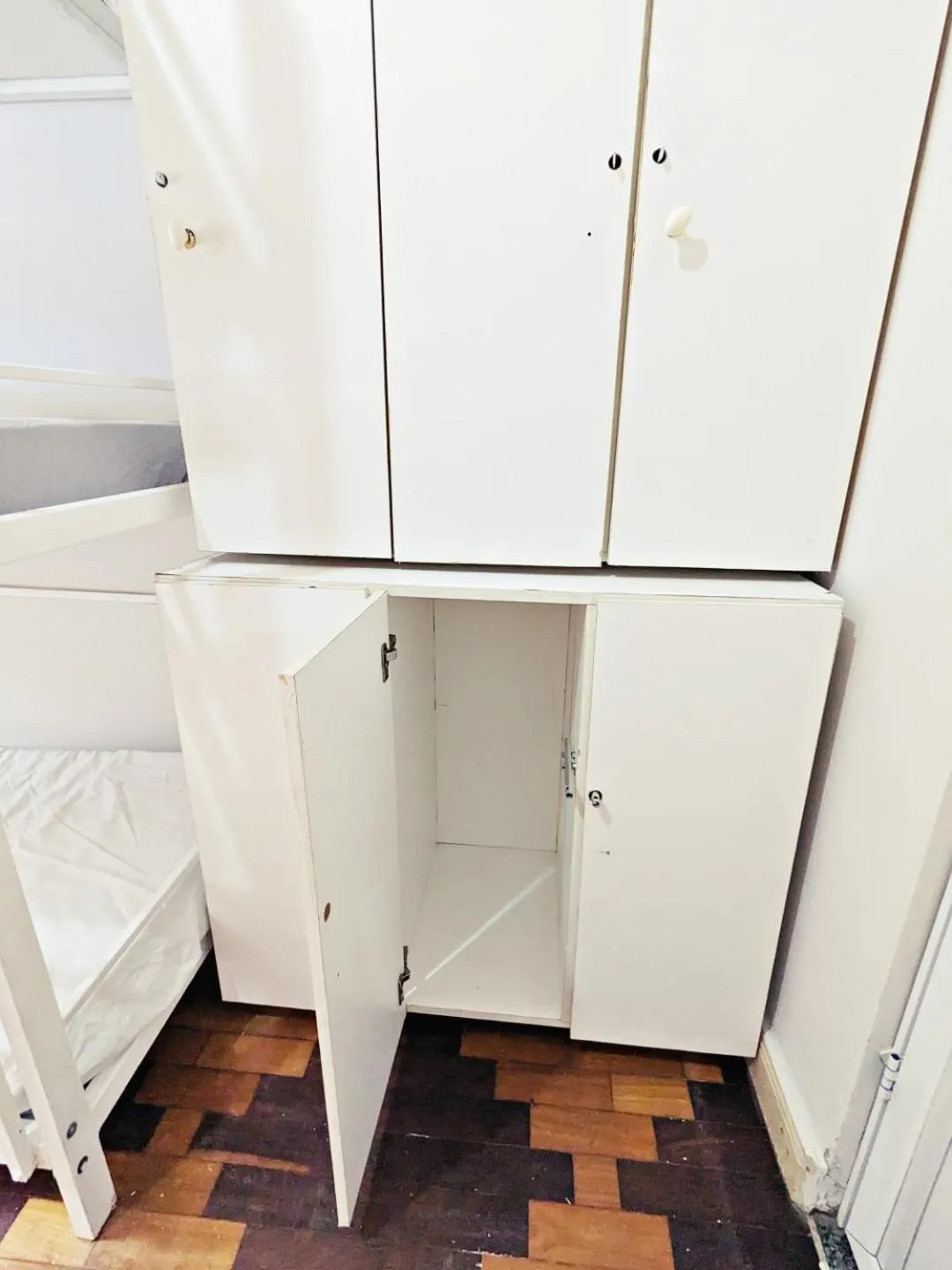 wardrobe, Bed in Solar Hostel Beach Copacabana