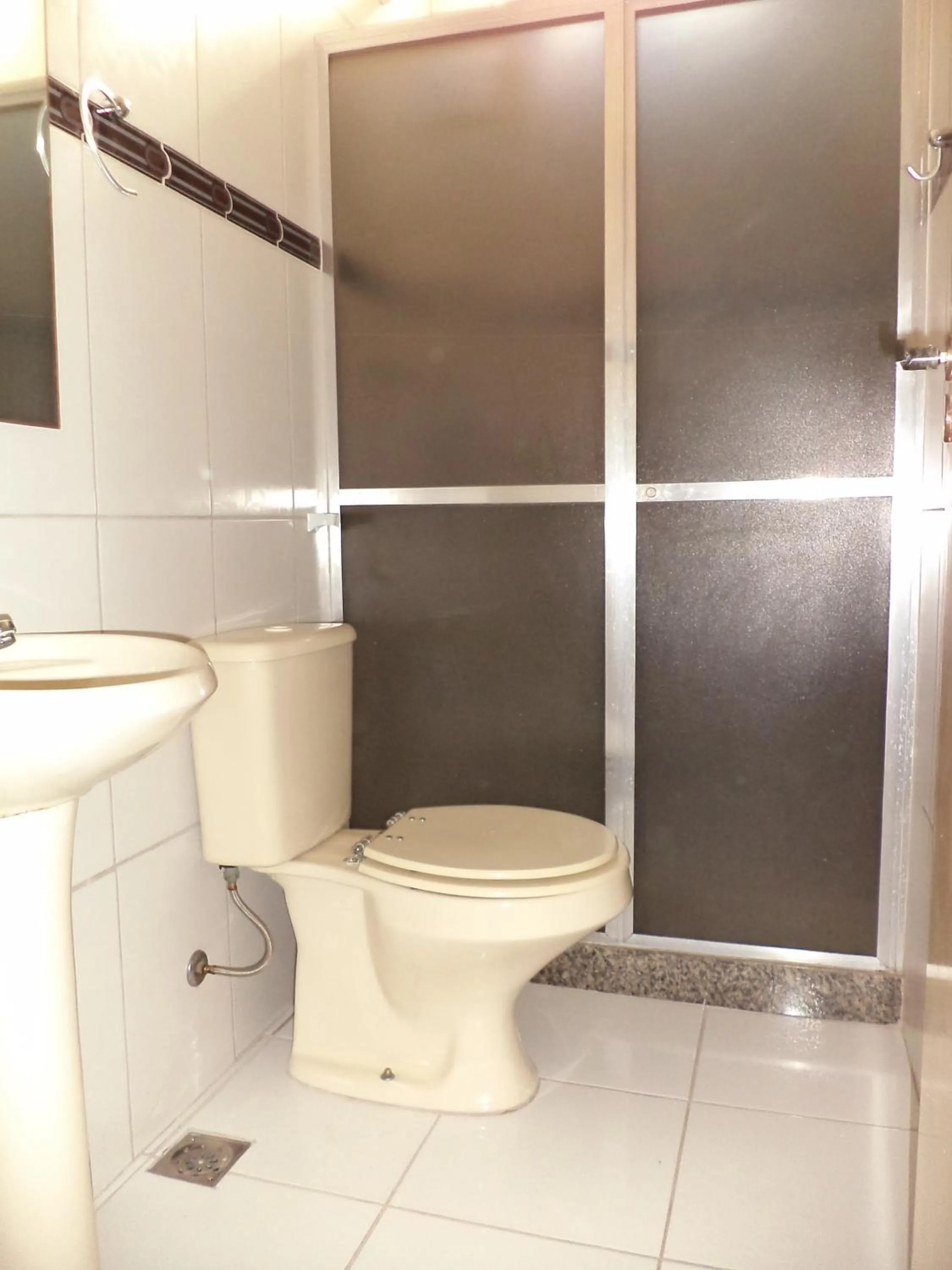 Bathroom in Solar Hostel Beach Copacabana