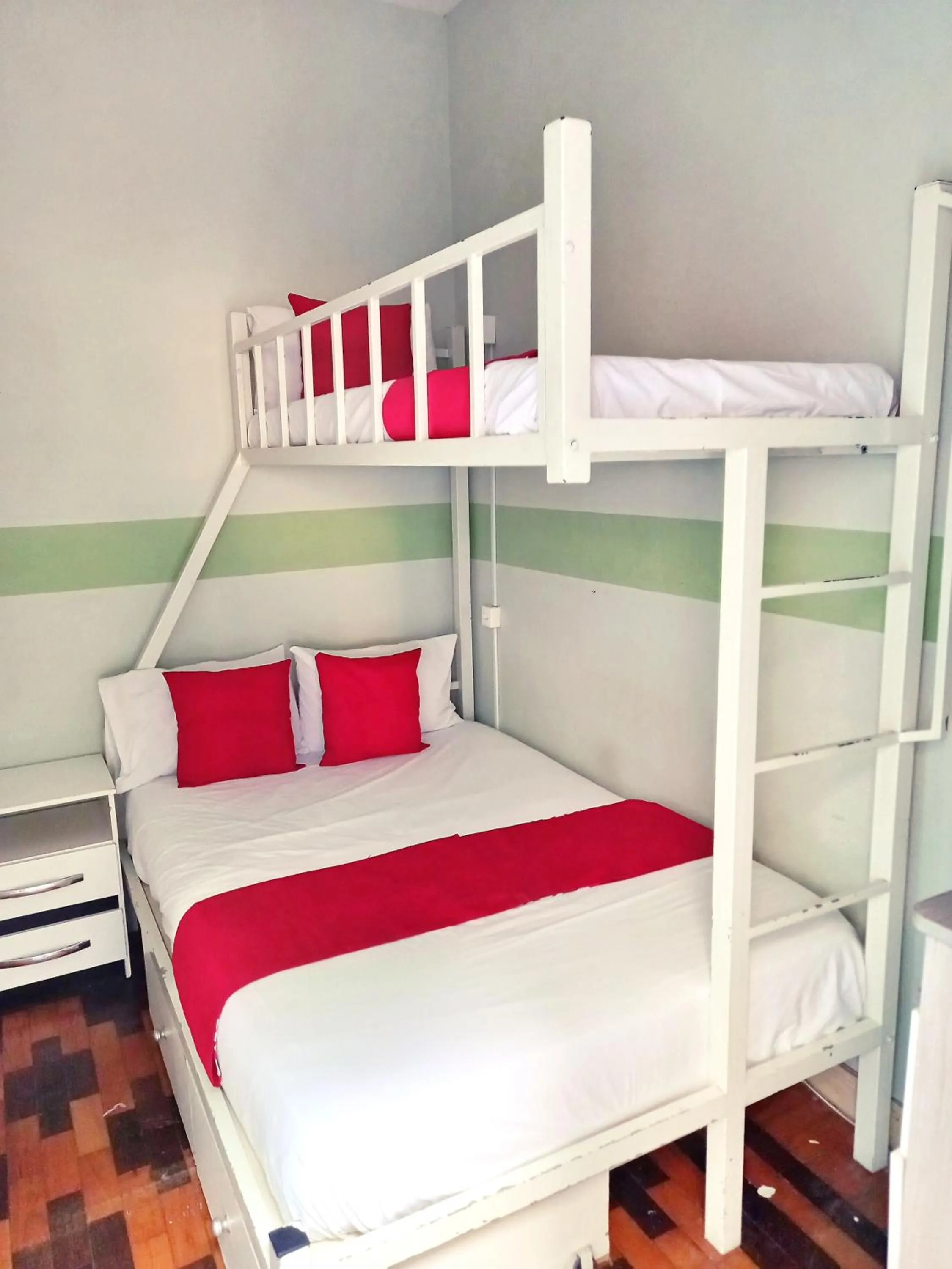 Photo of the whole room, Bed in Solar Hostel Beach Copacabana