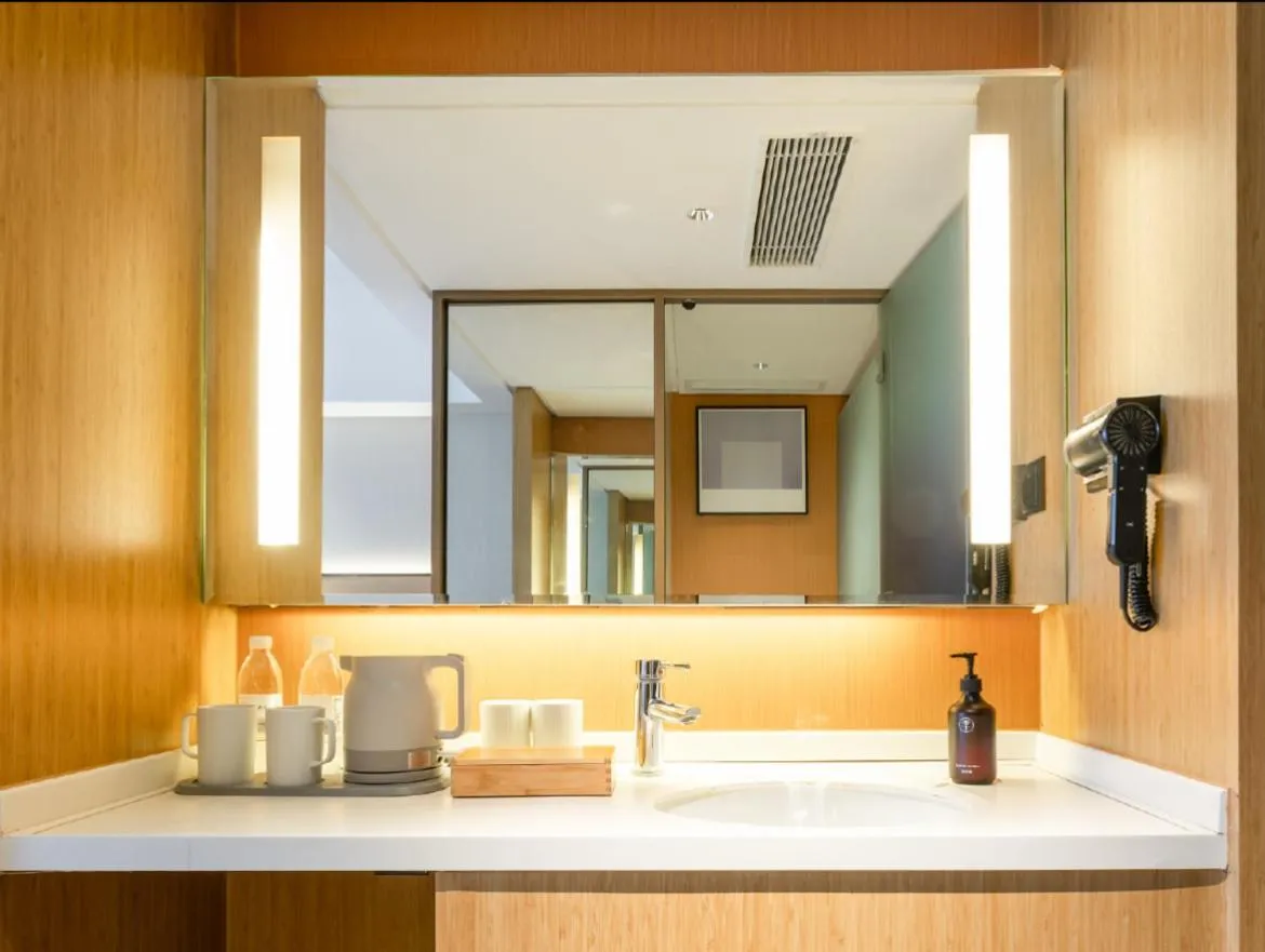 Ji Hotel Guangzhou Zhujiang New Town