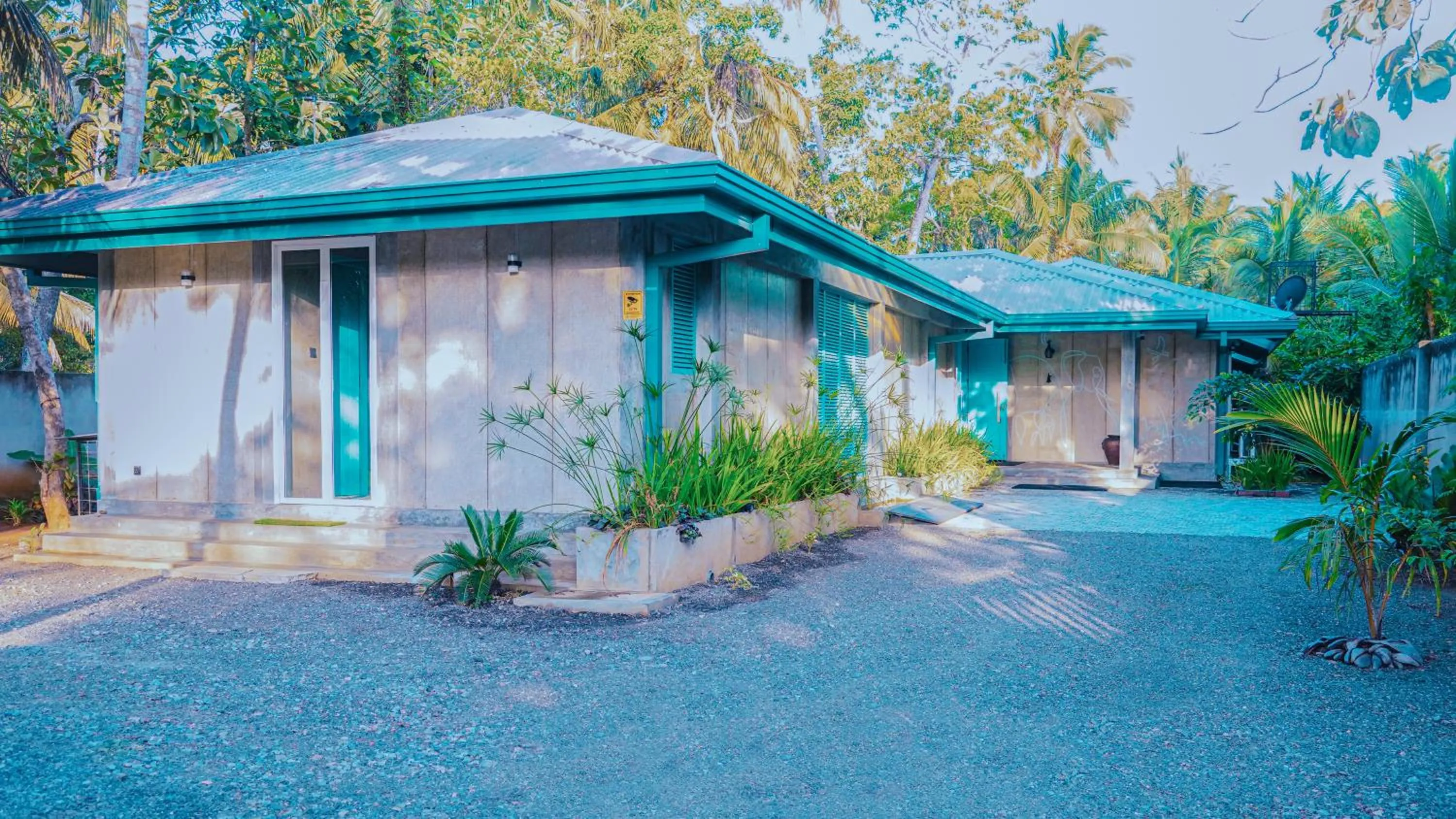 Property building in Villa Blue Monk - Thema Collection