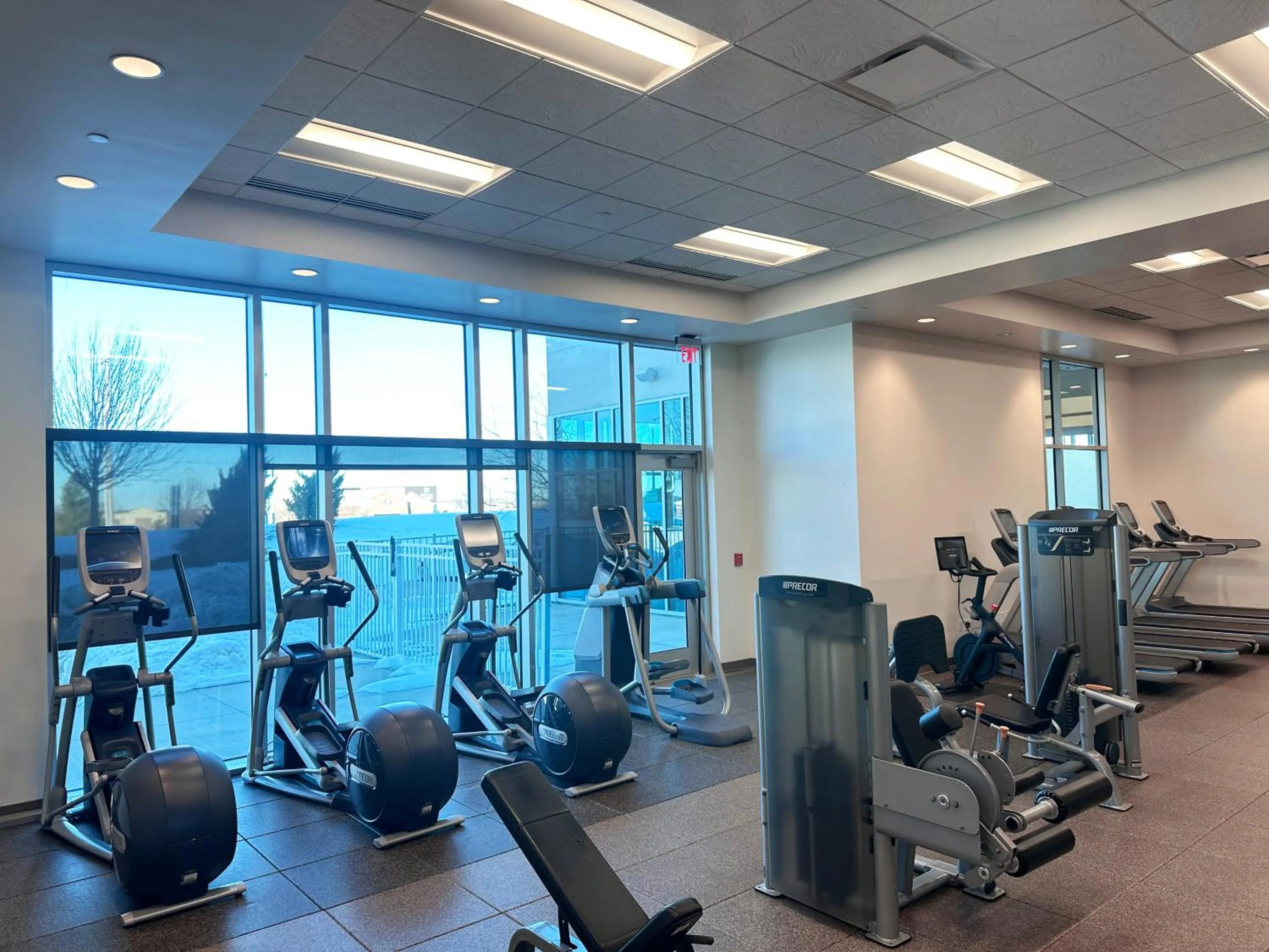 Property building in Embassy Suites by Hilton Kansas City Olathe