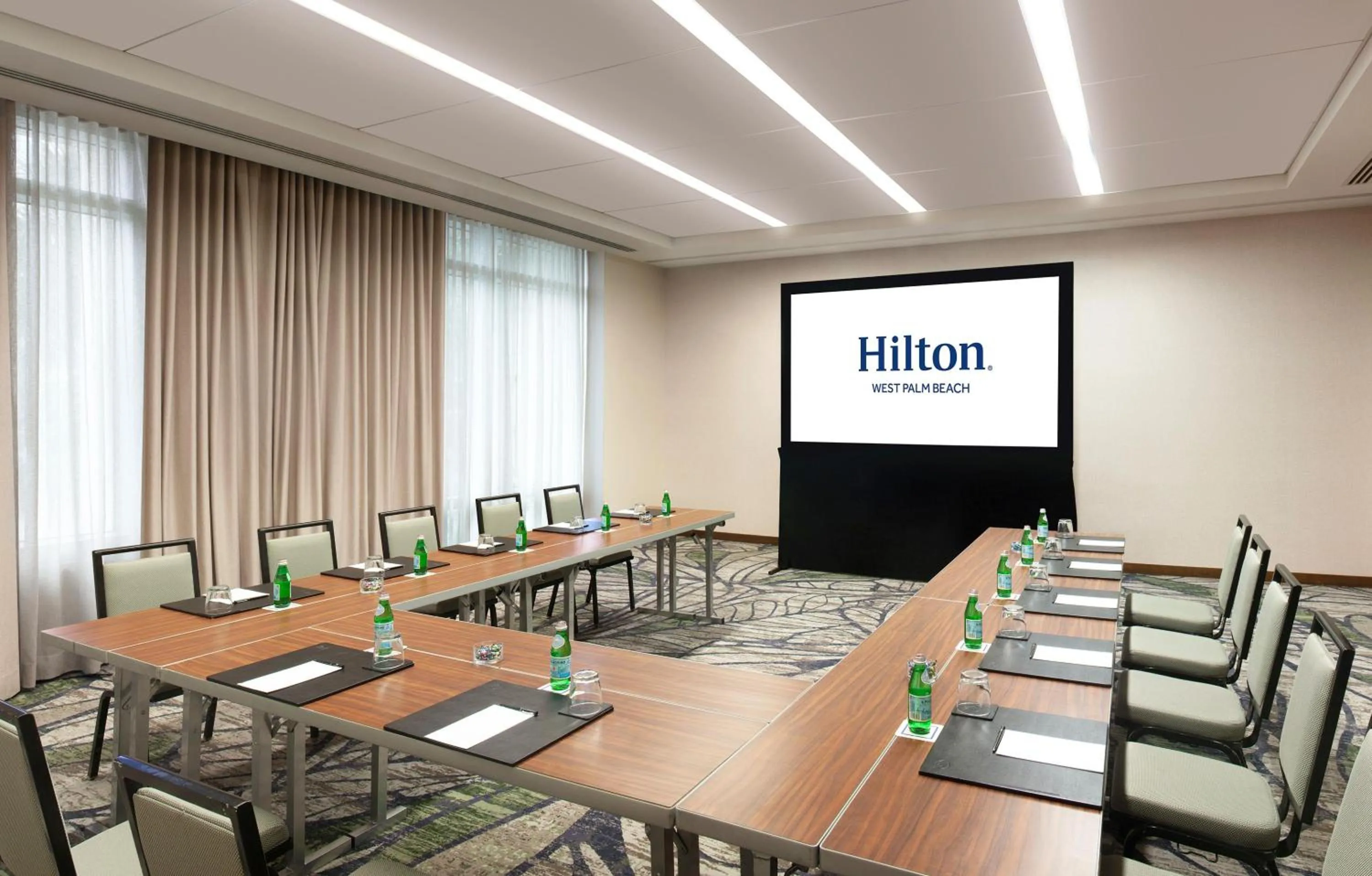 Meeting/conference room in Hilton West Palm Beach