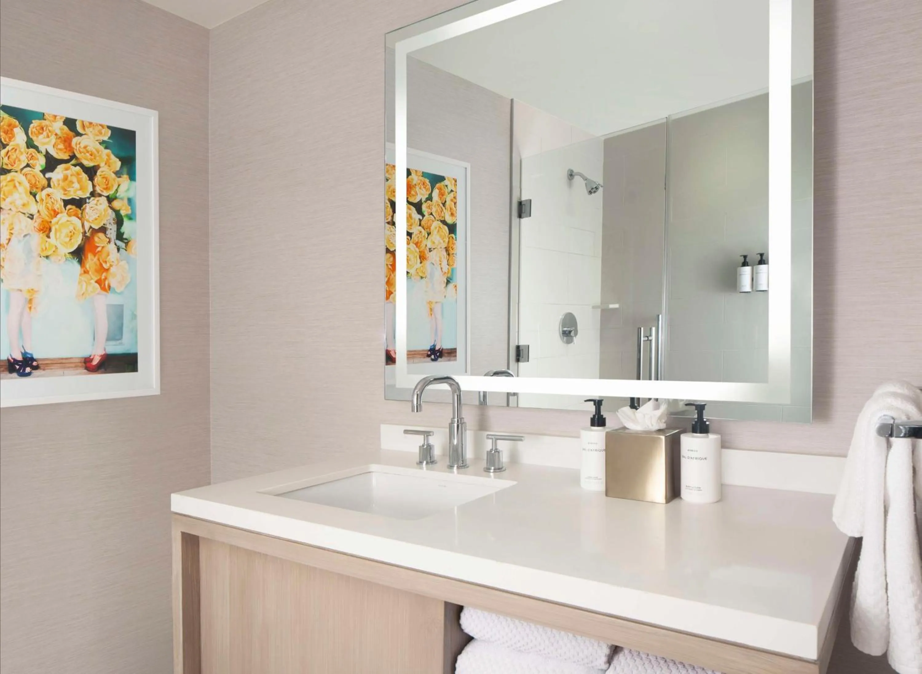 Bathroom in Hilton West Palm Beach