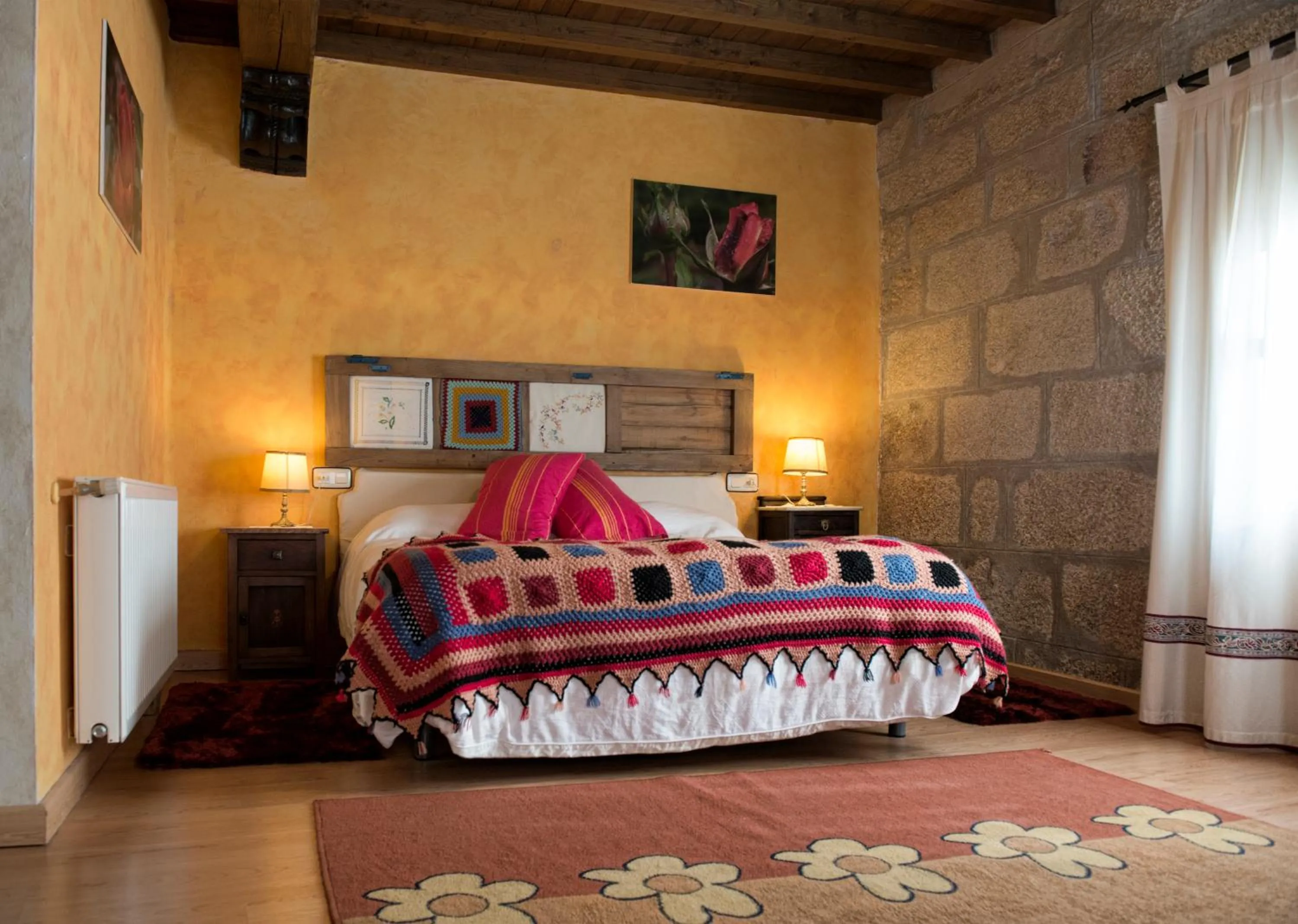Photo of the whole room, Bed in Antigua Posada, Valle del Jerte