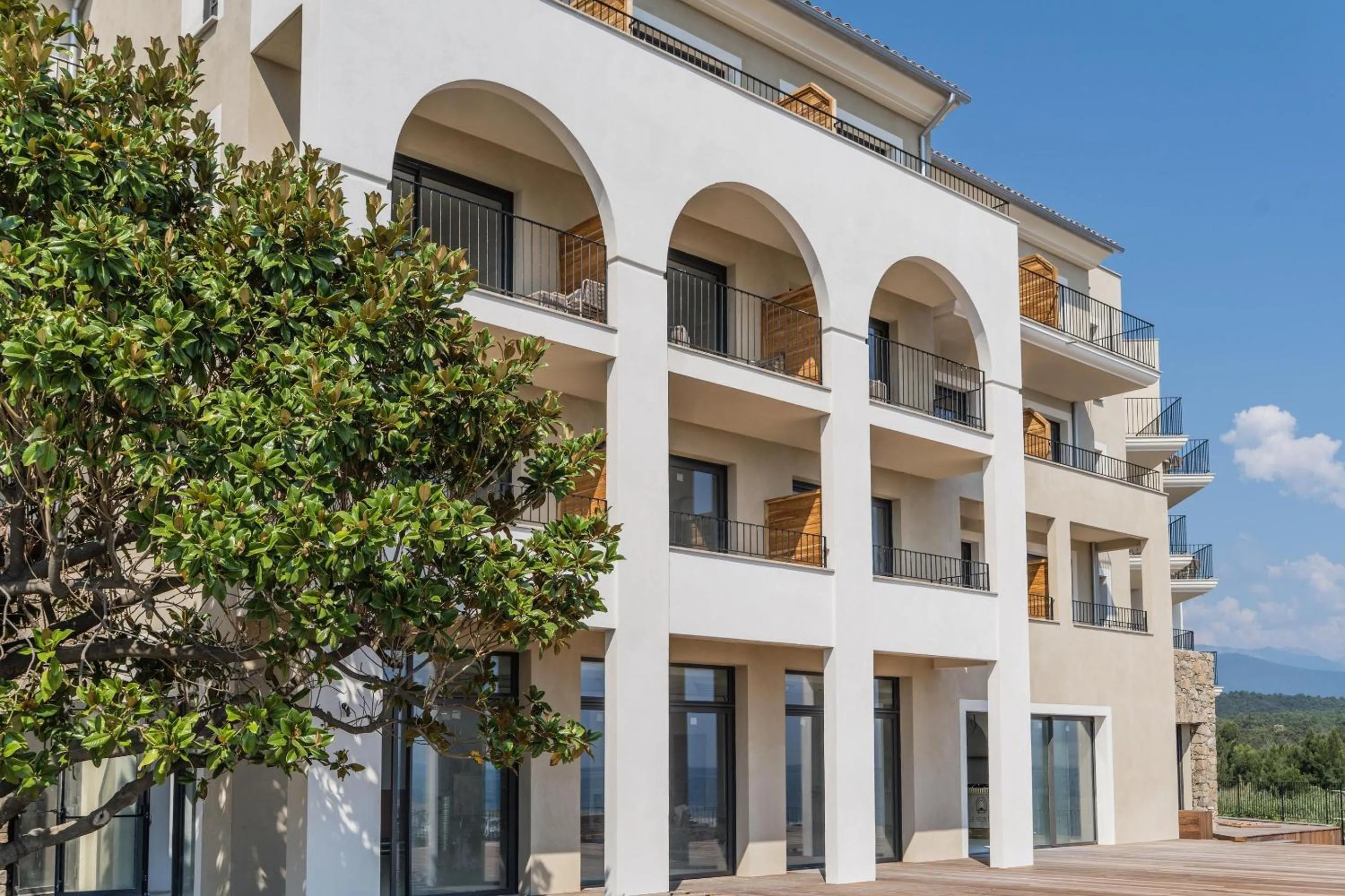 Property building in Hôtel & Spa Best Western Premier A Storia Solenzara