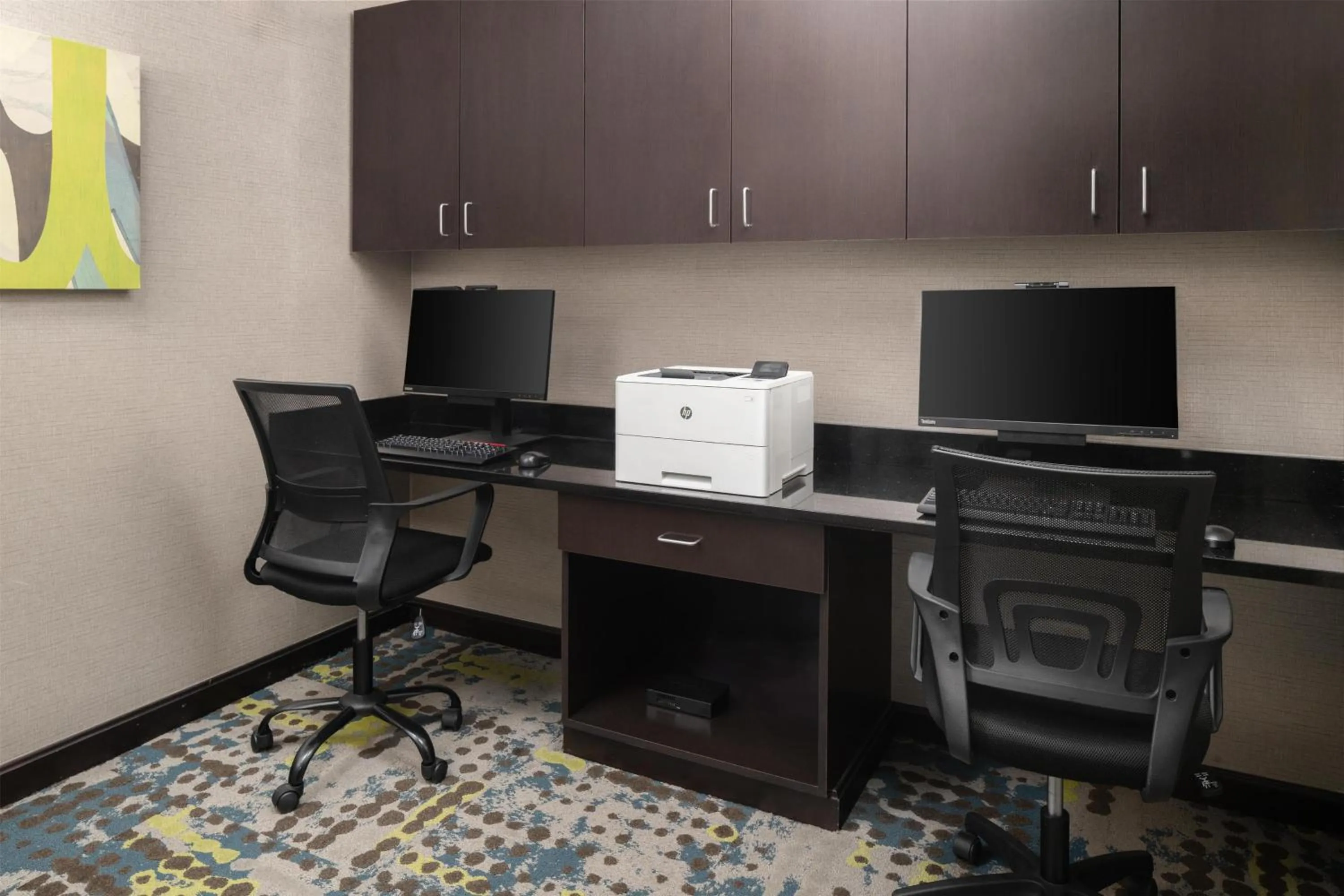 Business facilities in Hampton Inn Fairmont
