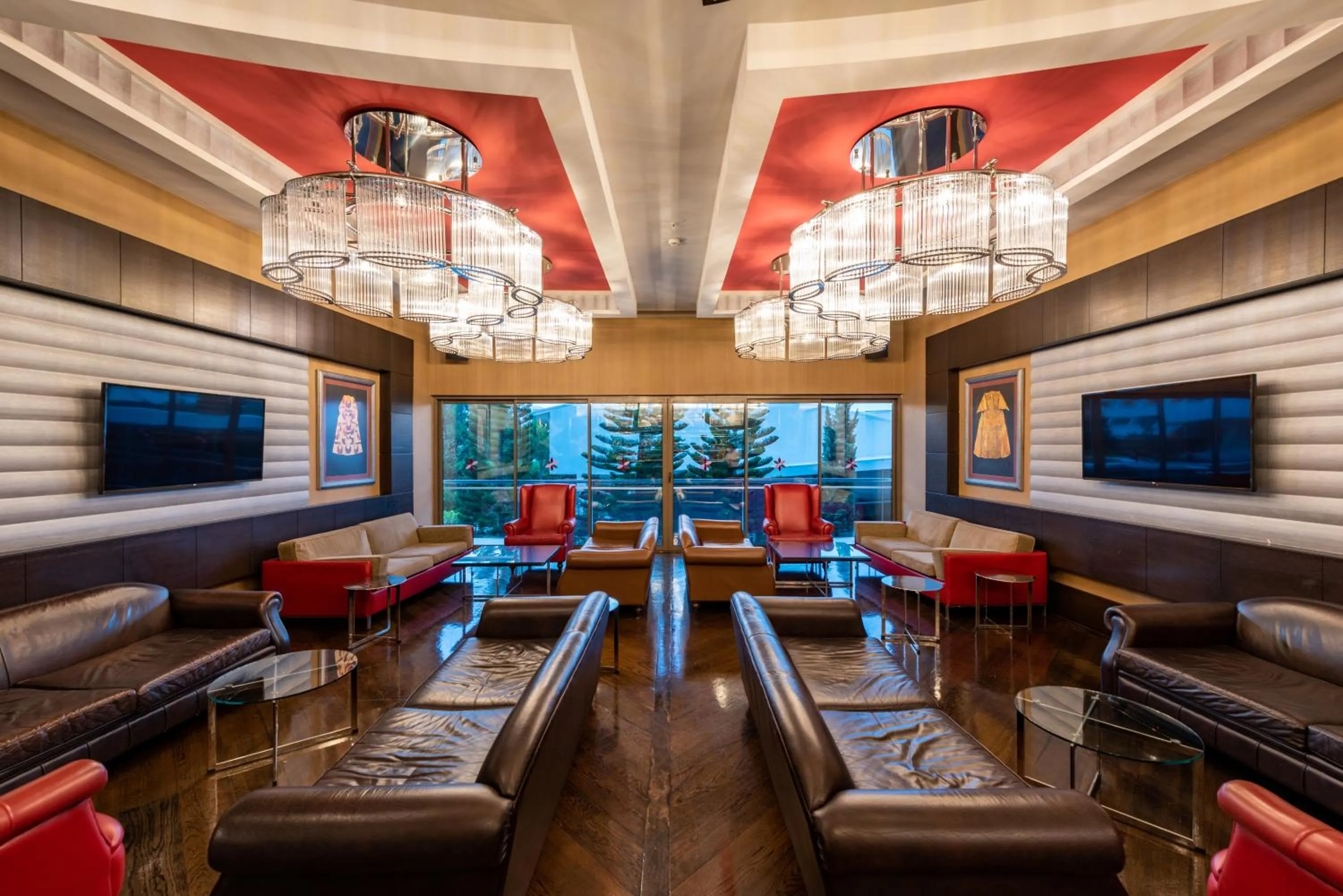 Lounge or bar in Cornelia Diamond Golf Resort & Spa