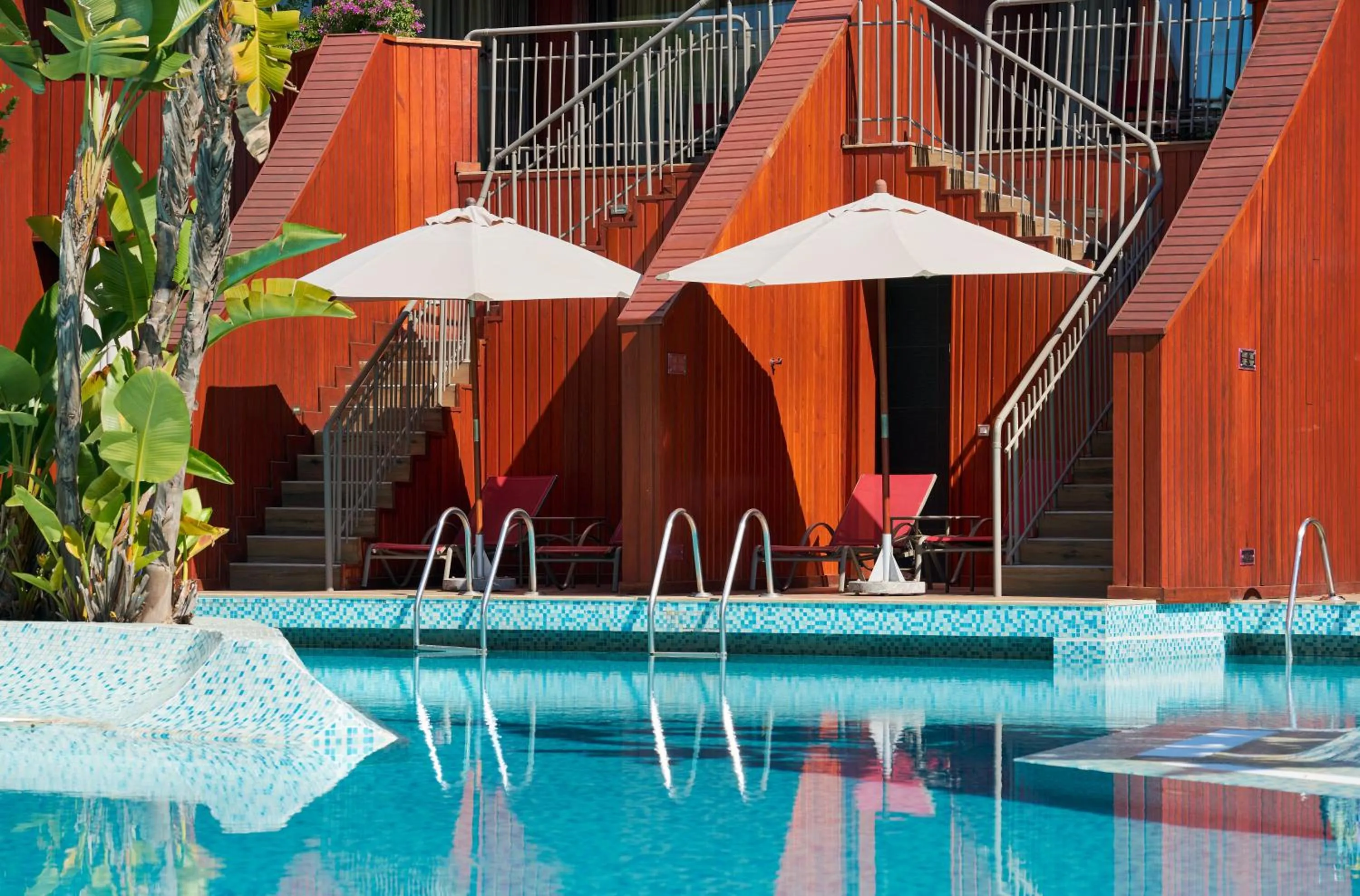 Pool view in Cornelia Diamond Golf Resort & Spa - Family Concept