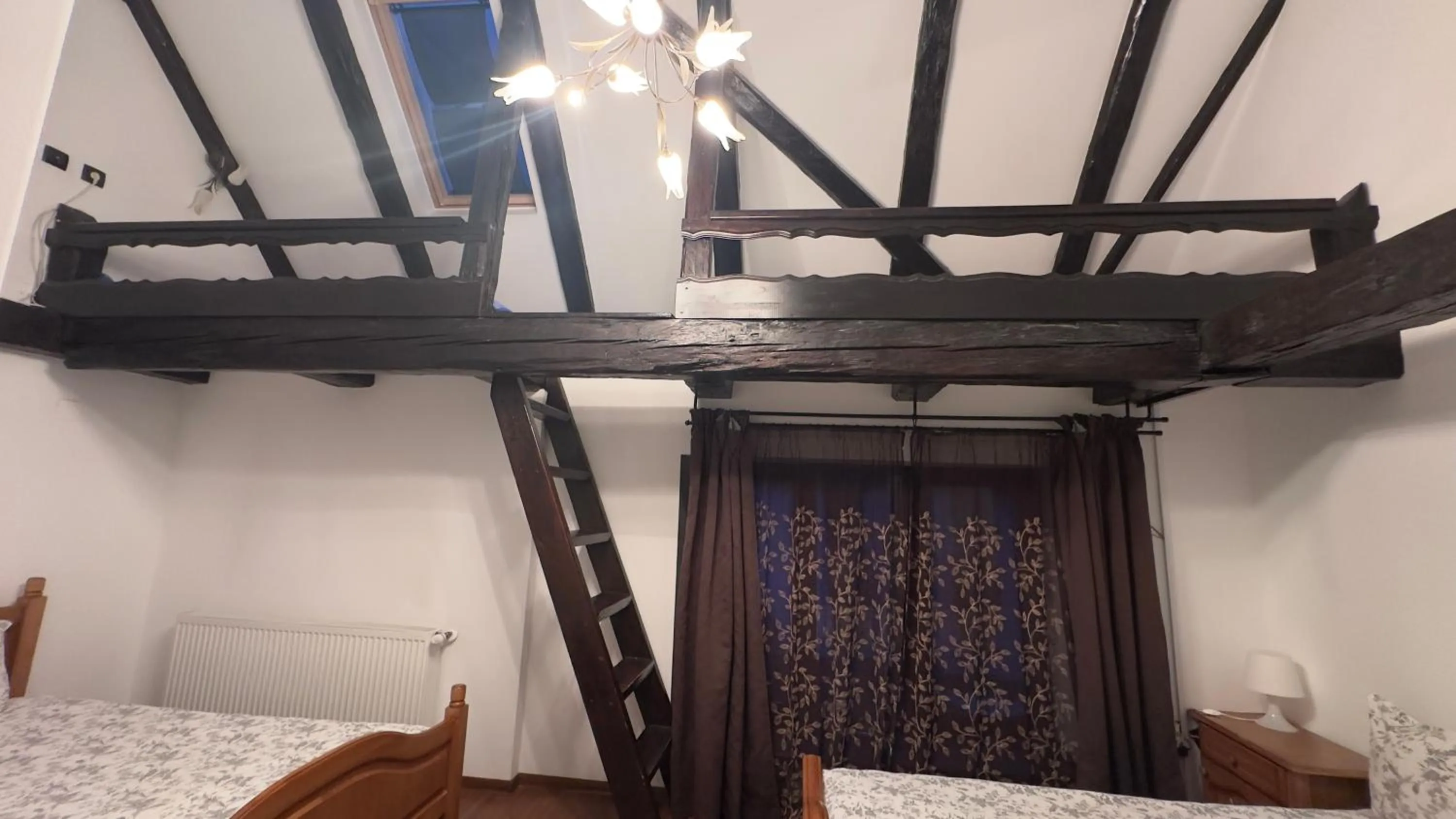 Bed in Pensiunea Bergwald Rasnov Brasov by BuySellRent