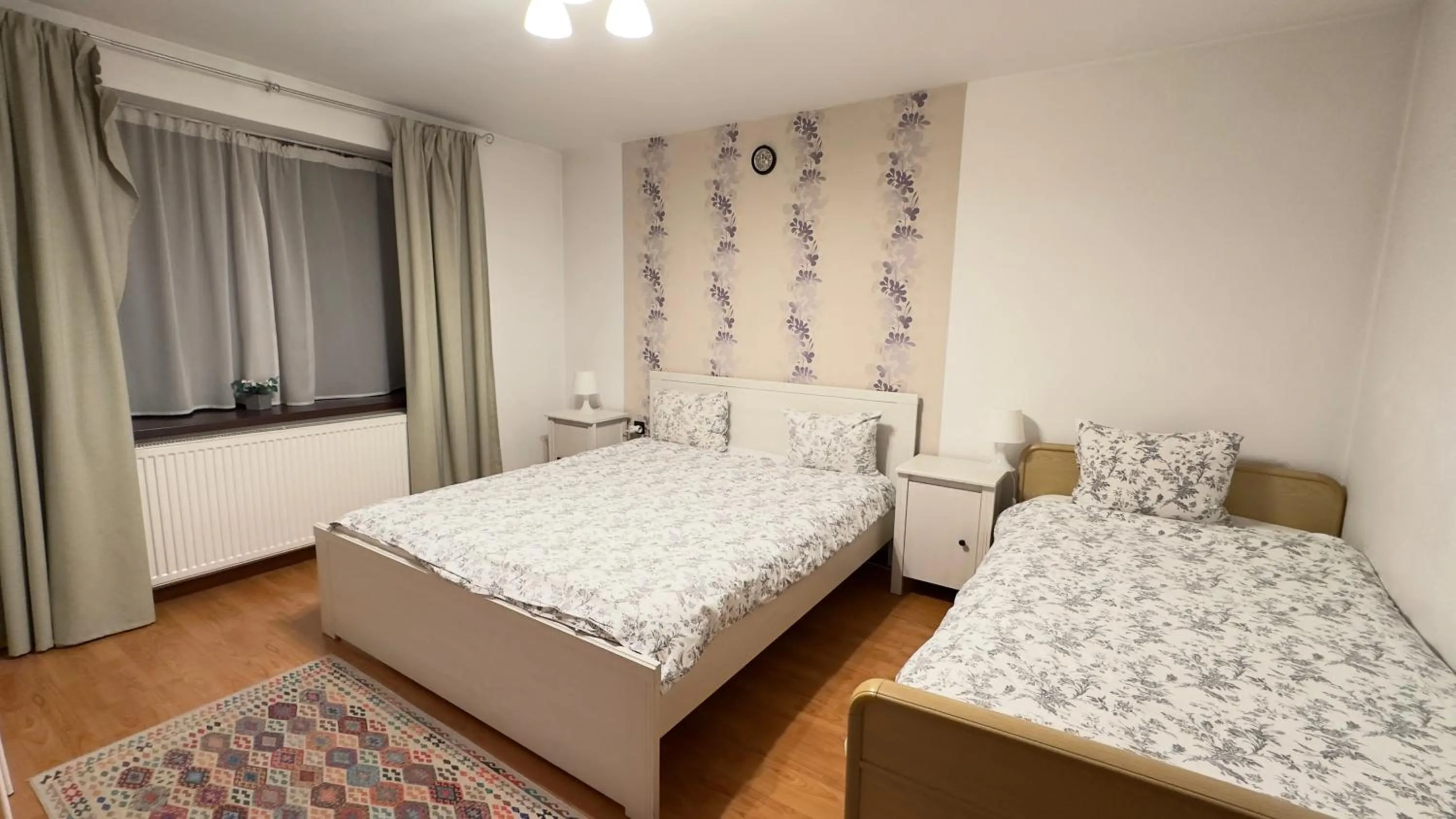 Bed in Pensiunea Bergwald Rasnov Brasov by BuySellRent