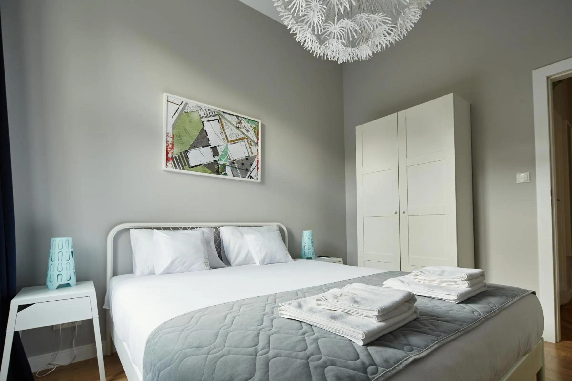 Photo of the whole room, Bed in PlayRoom Aparthotel