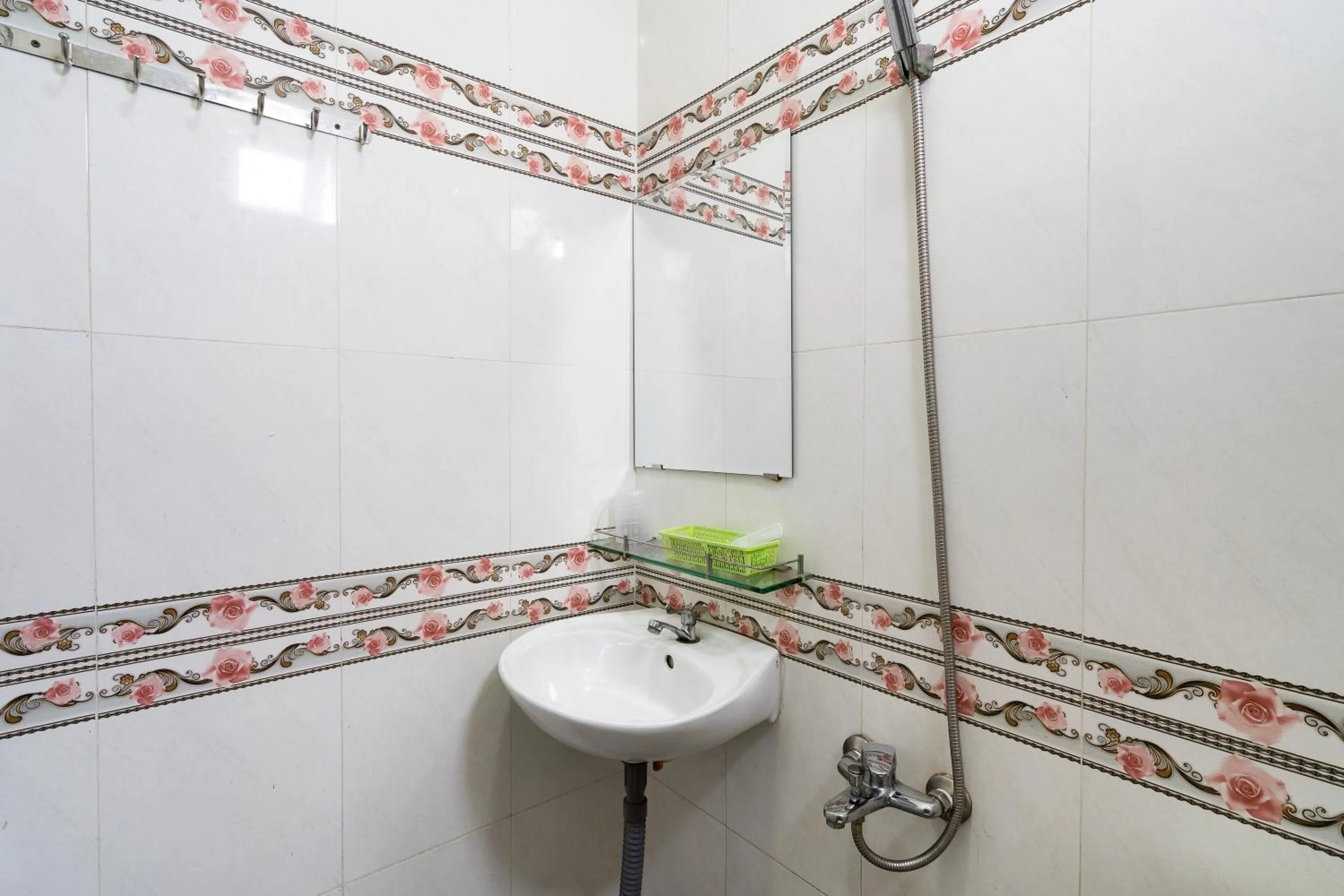 Bathroom in Collection O District 12 - Mau Tim Hotel