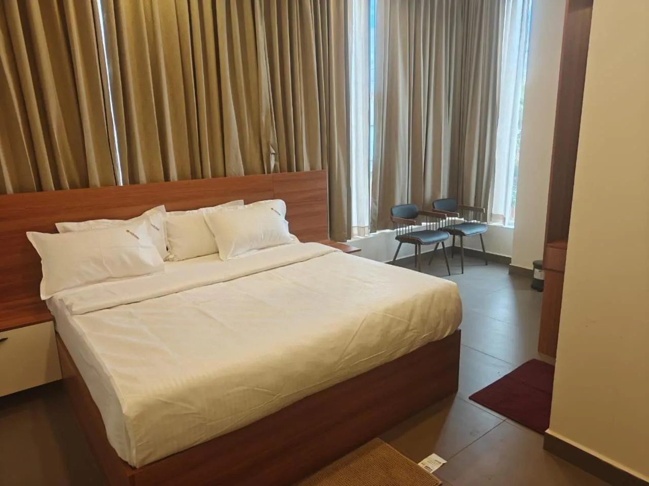 Bed in Hotel Diyanvi