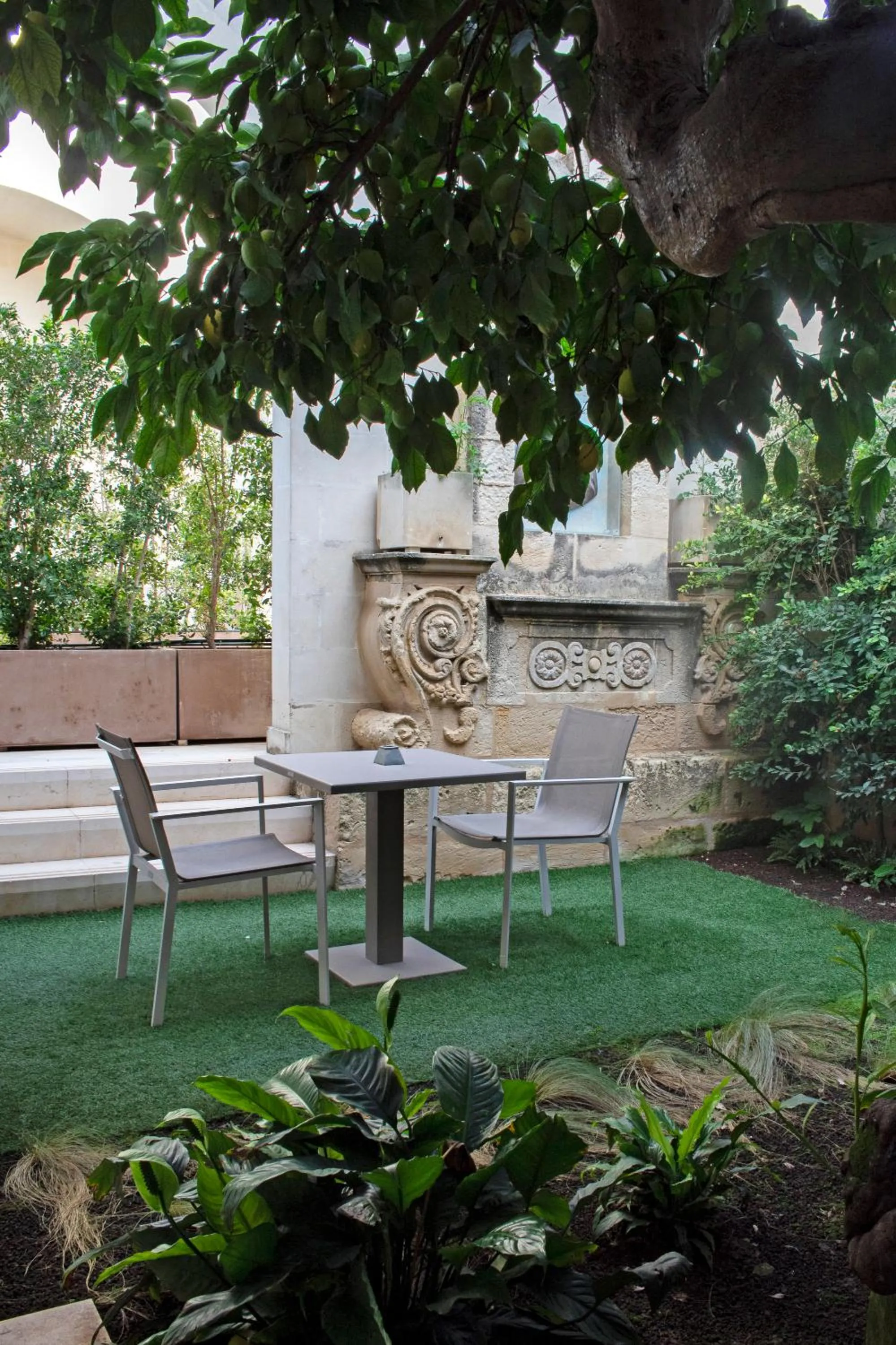 Patio in La Fiermontina Luxury Home Hotel