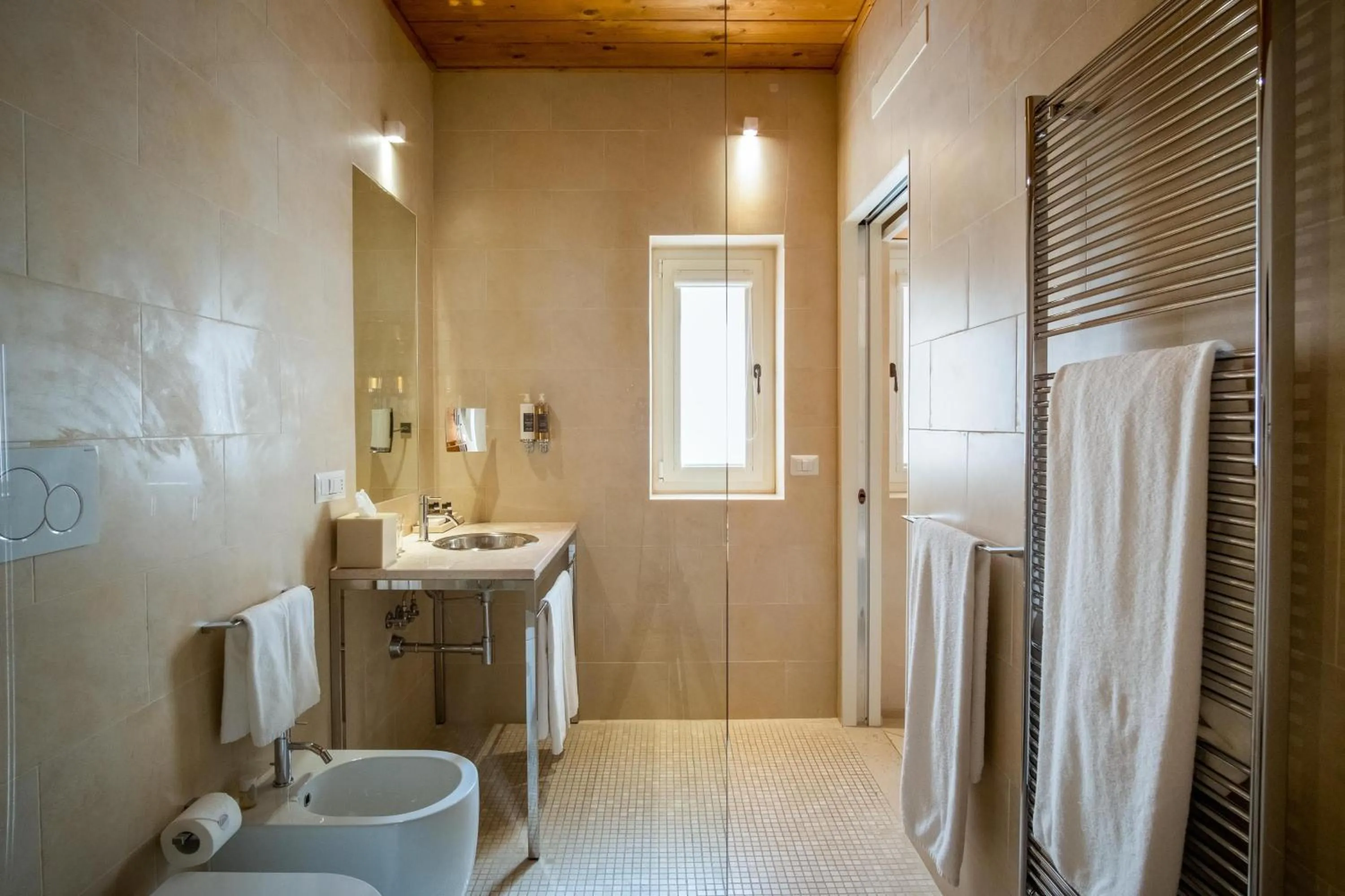 Shower in La Fiermontina Luxury Home Hotel