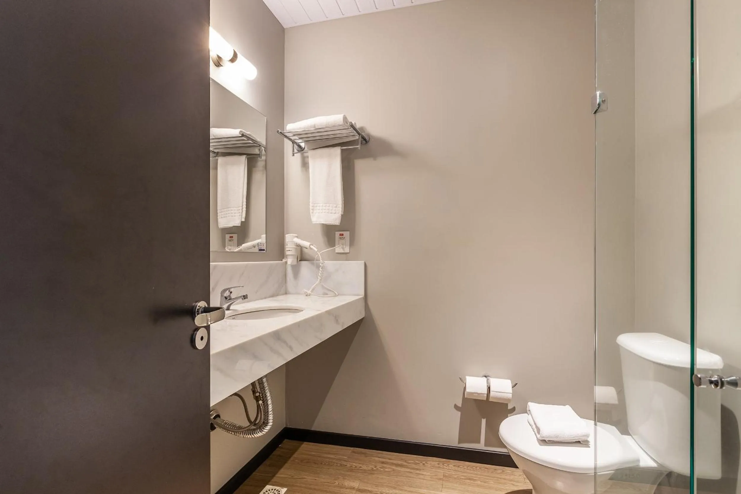 Bathroom in Tri Hotel Executive Lajeado