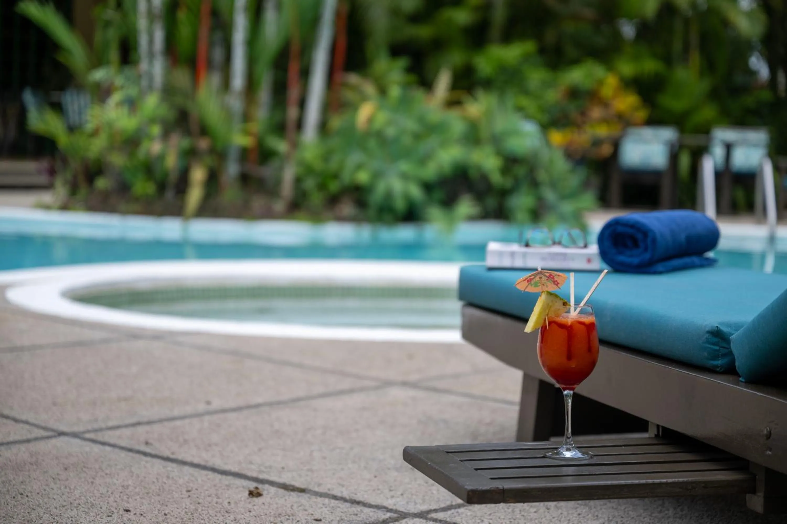 Swimming pool in Hotel Casa Turire